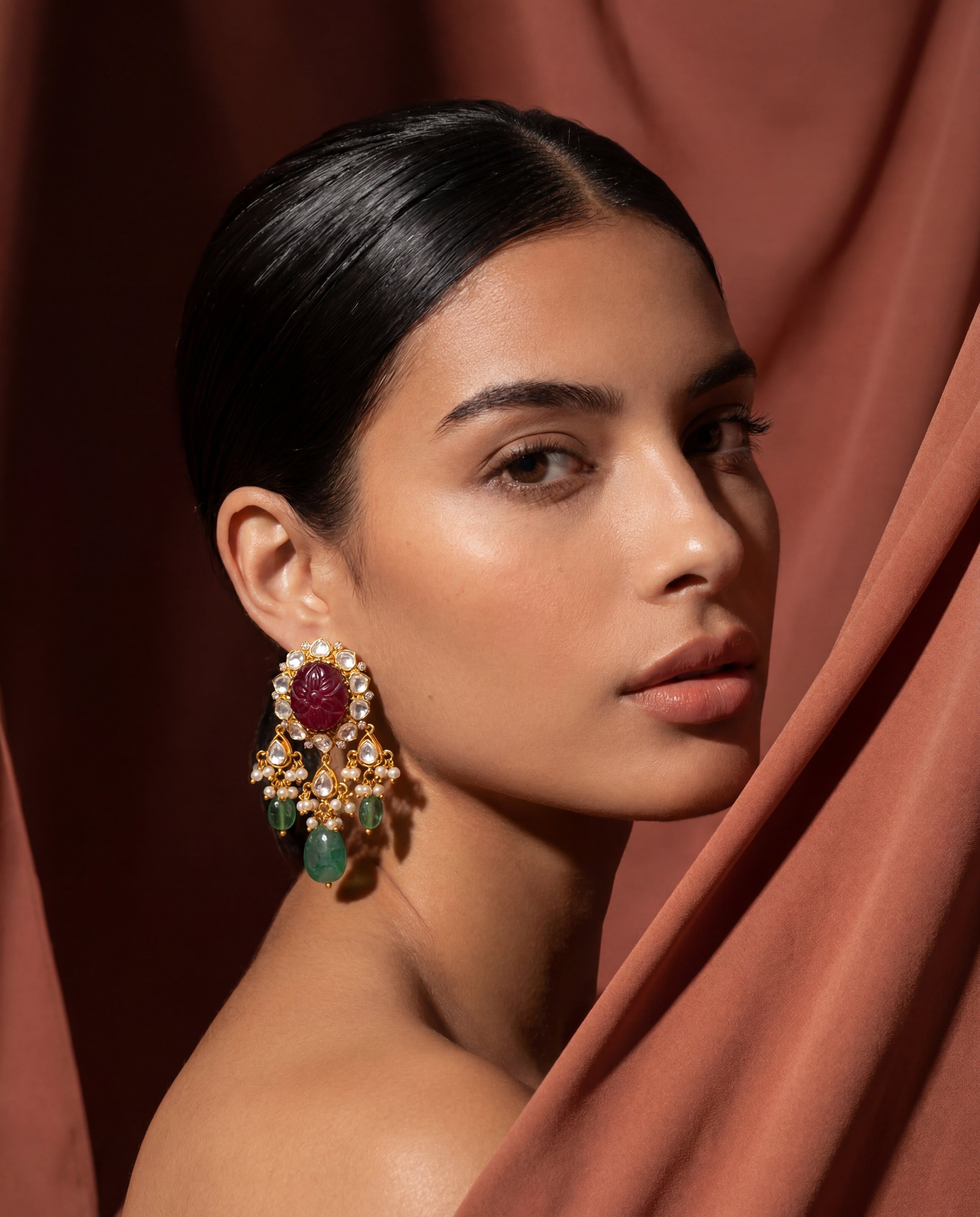Aakashi Polki And Diamond Tops