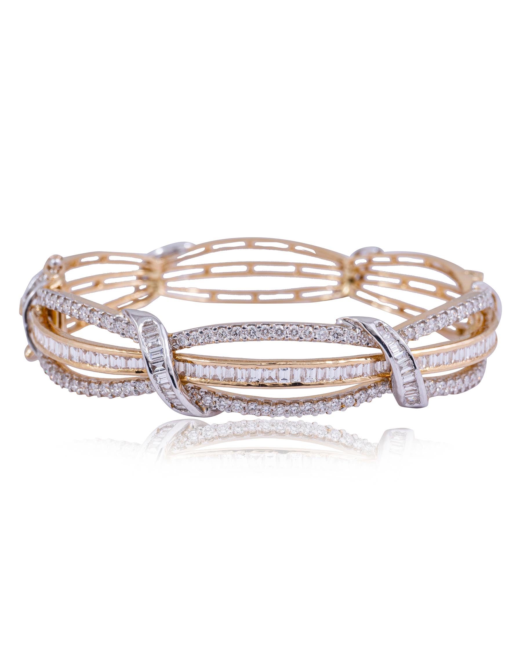 Kaveri Diamond Bangle