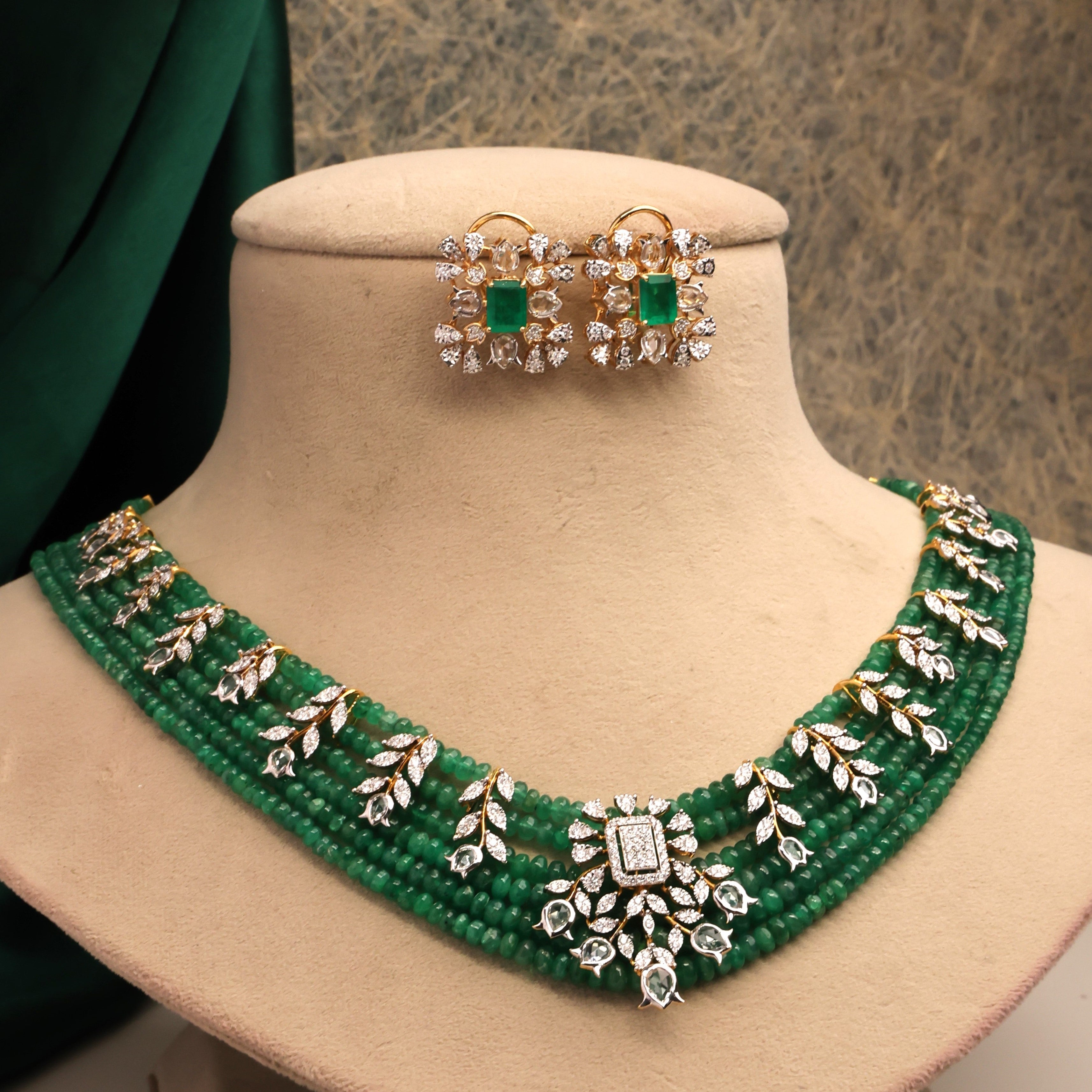 Bead Diamond Pendant Set