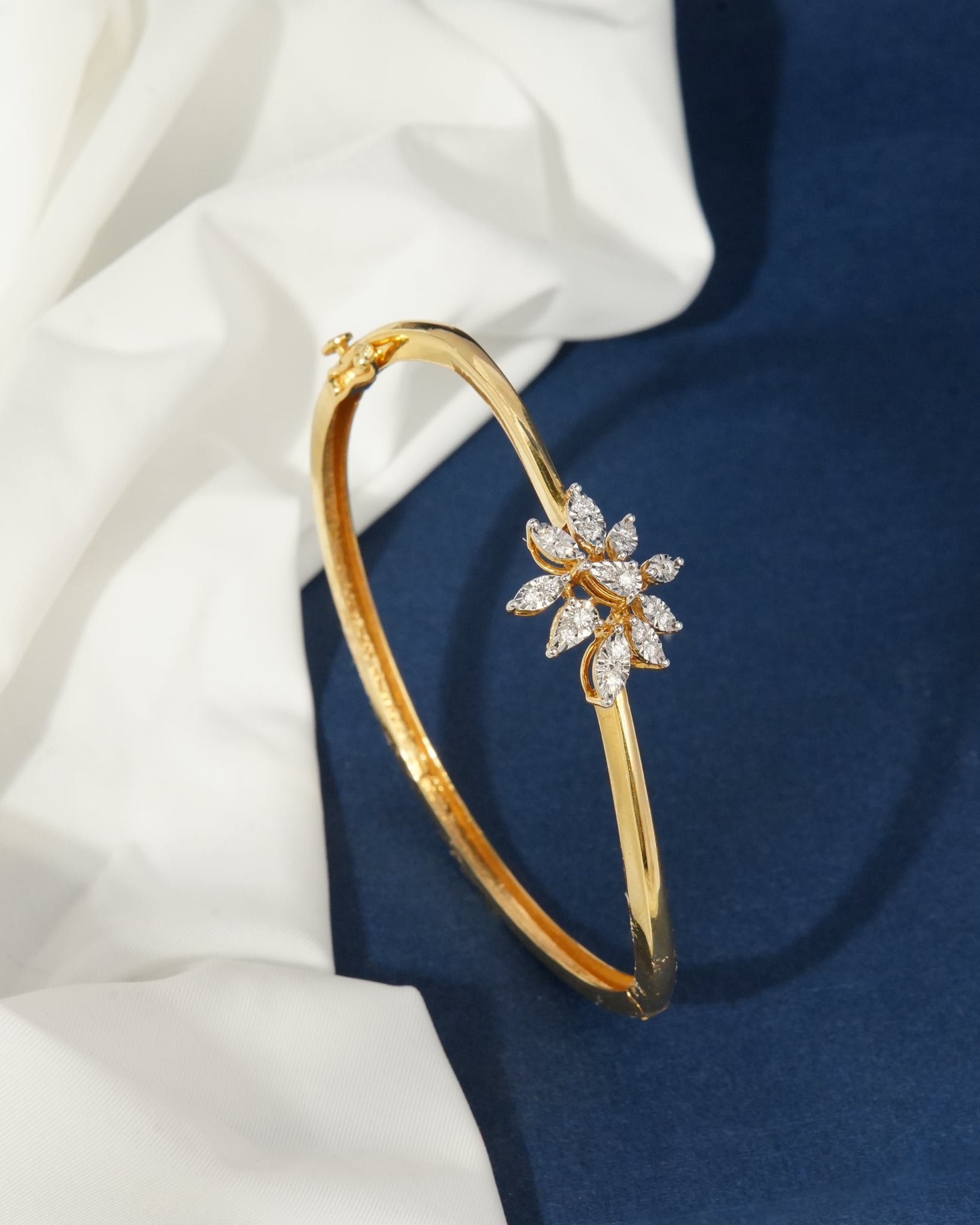 Leslie Diamond Bangle