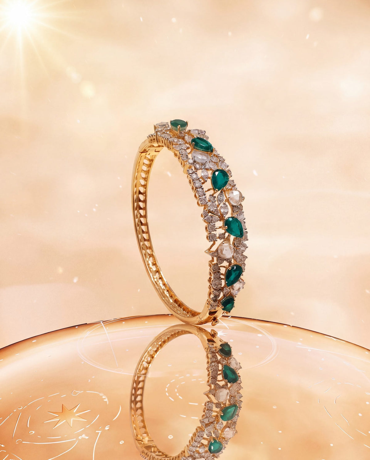 Savarna Diamond Bangle