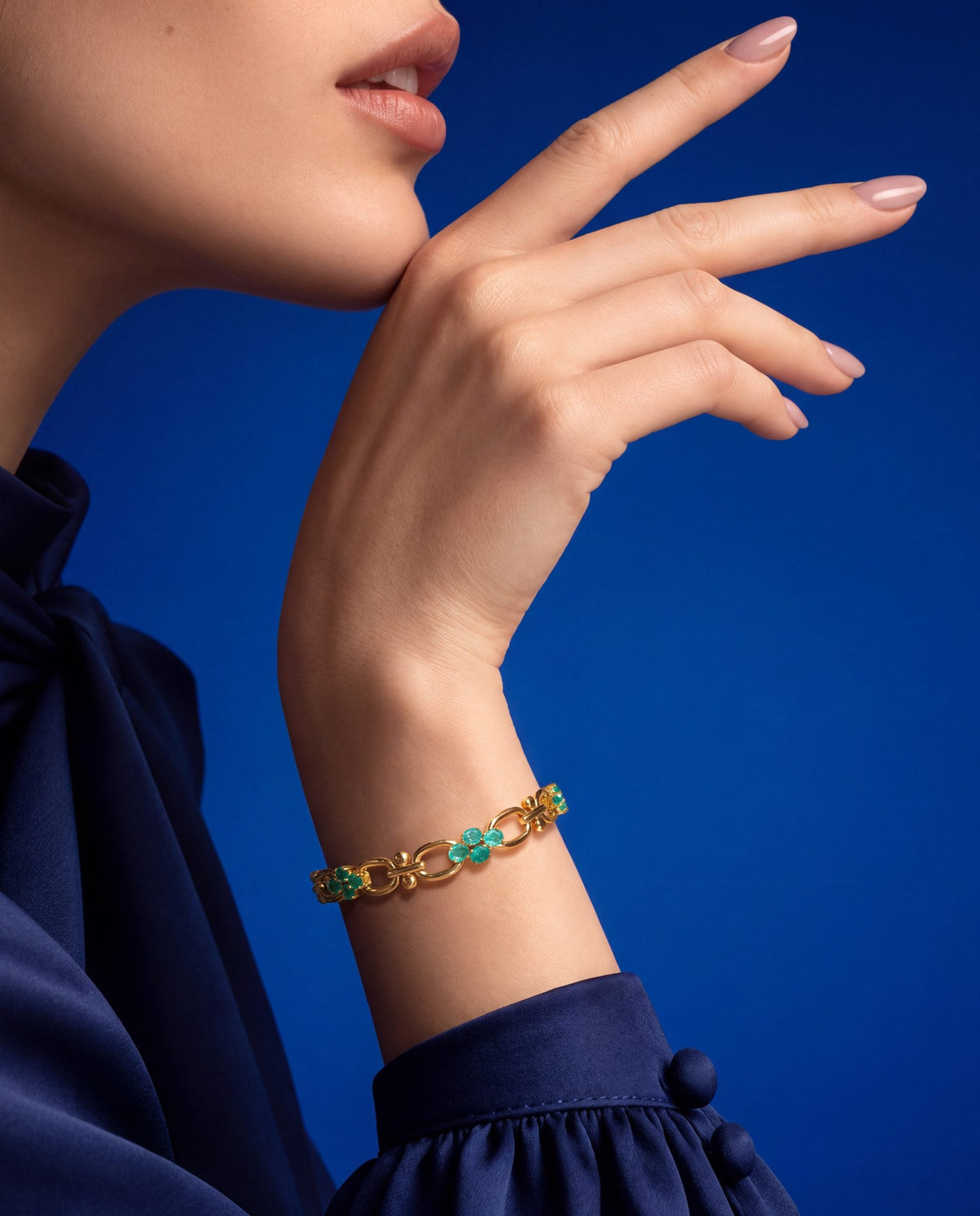 Kaushiki Emerald Loose Bracelet