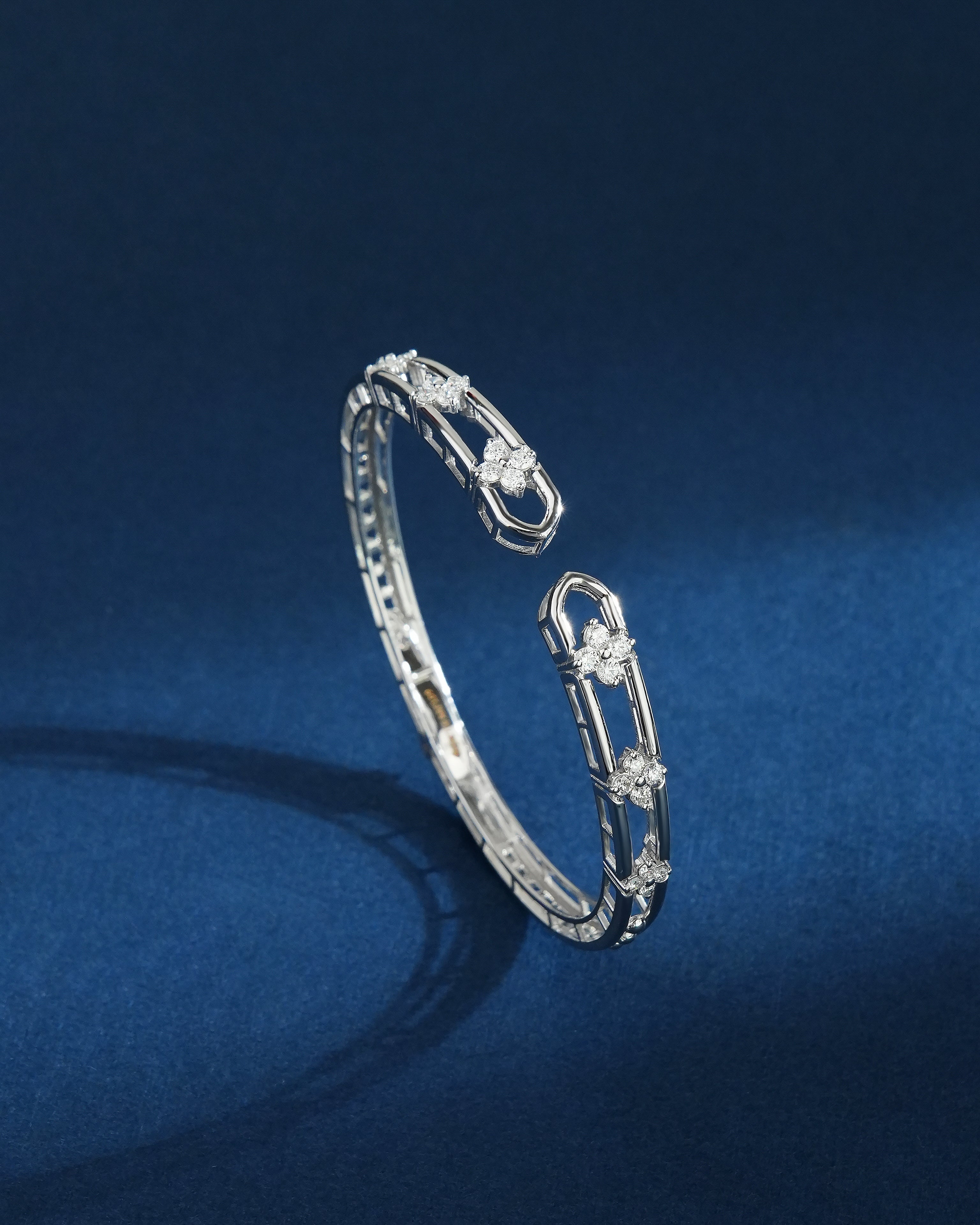 Rajkumari Diamond Loose Bracelet