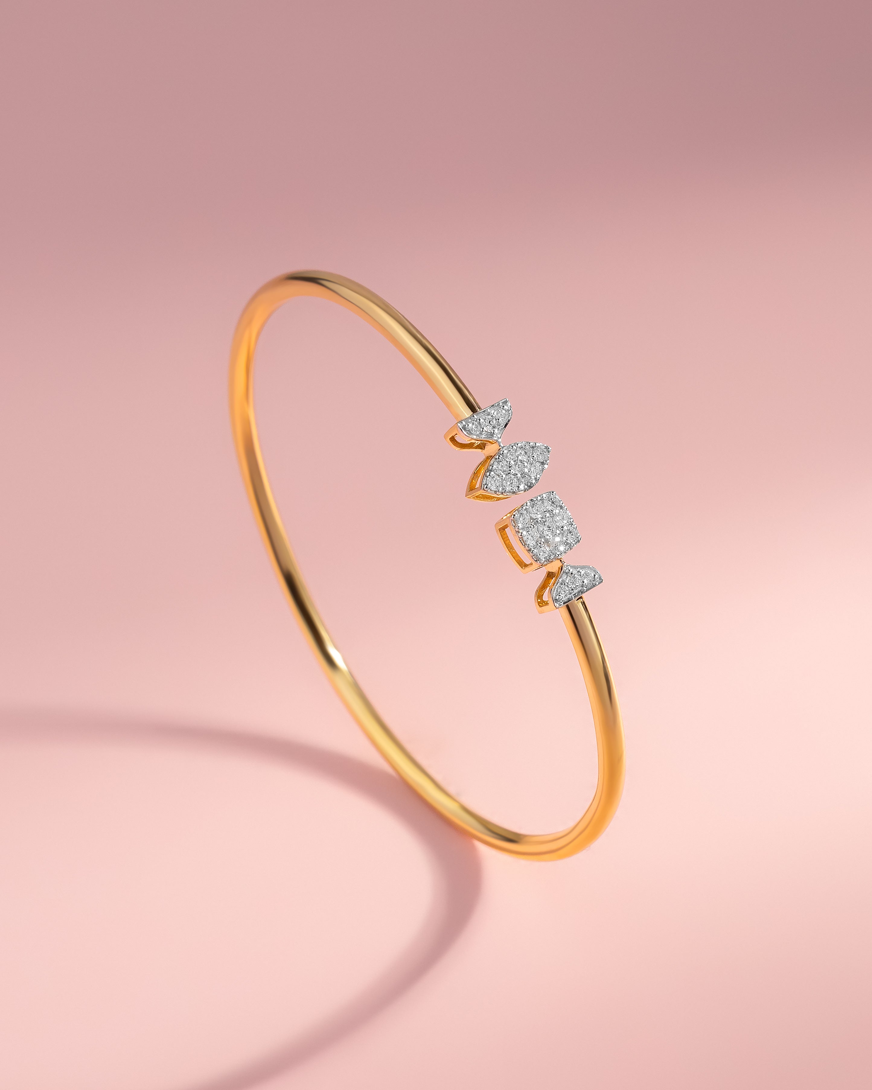 Norisa Diamond Bangle