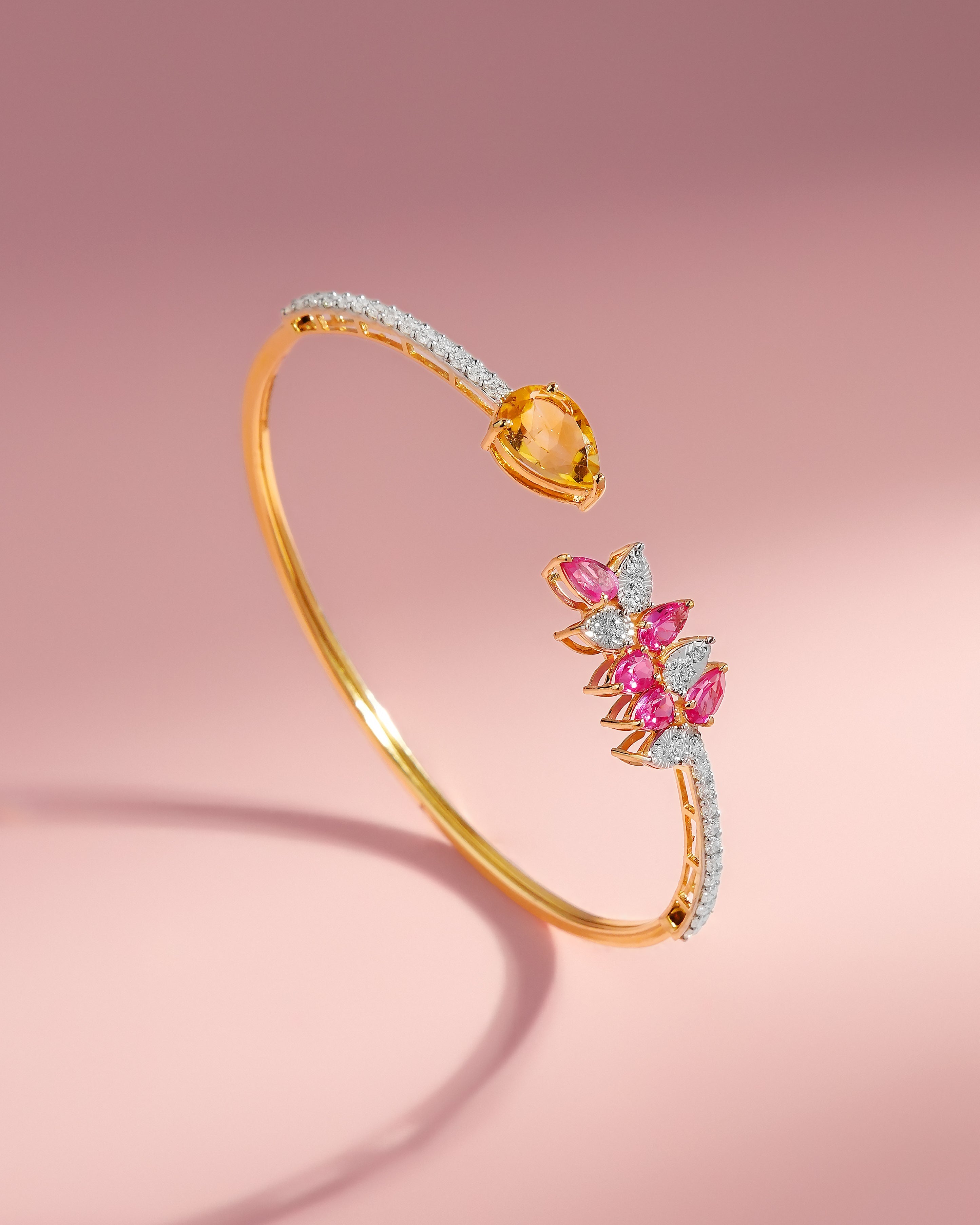 Vidyut Diamond Bangle