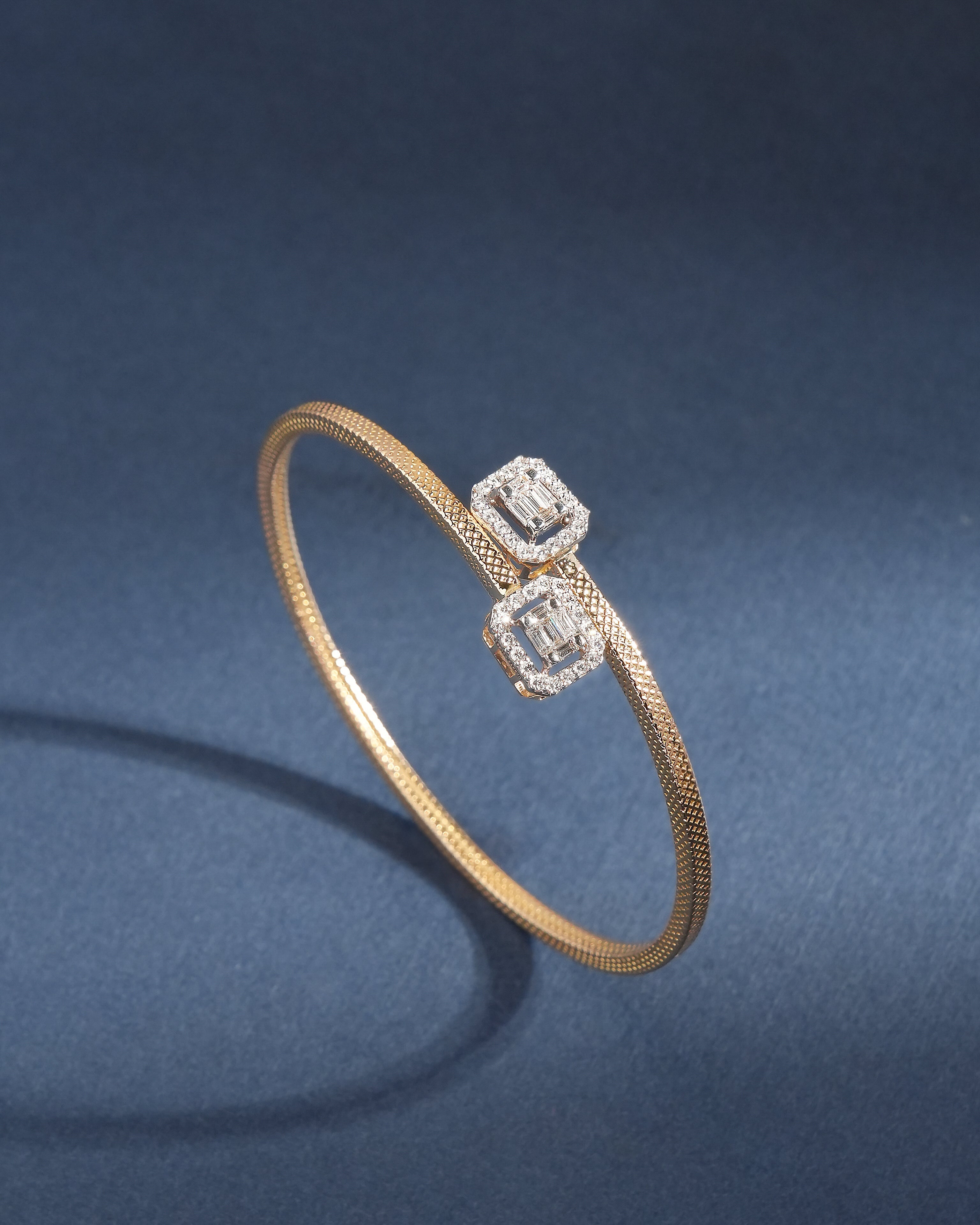 Ravisa Diamond Bangle