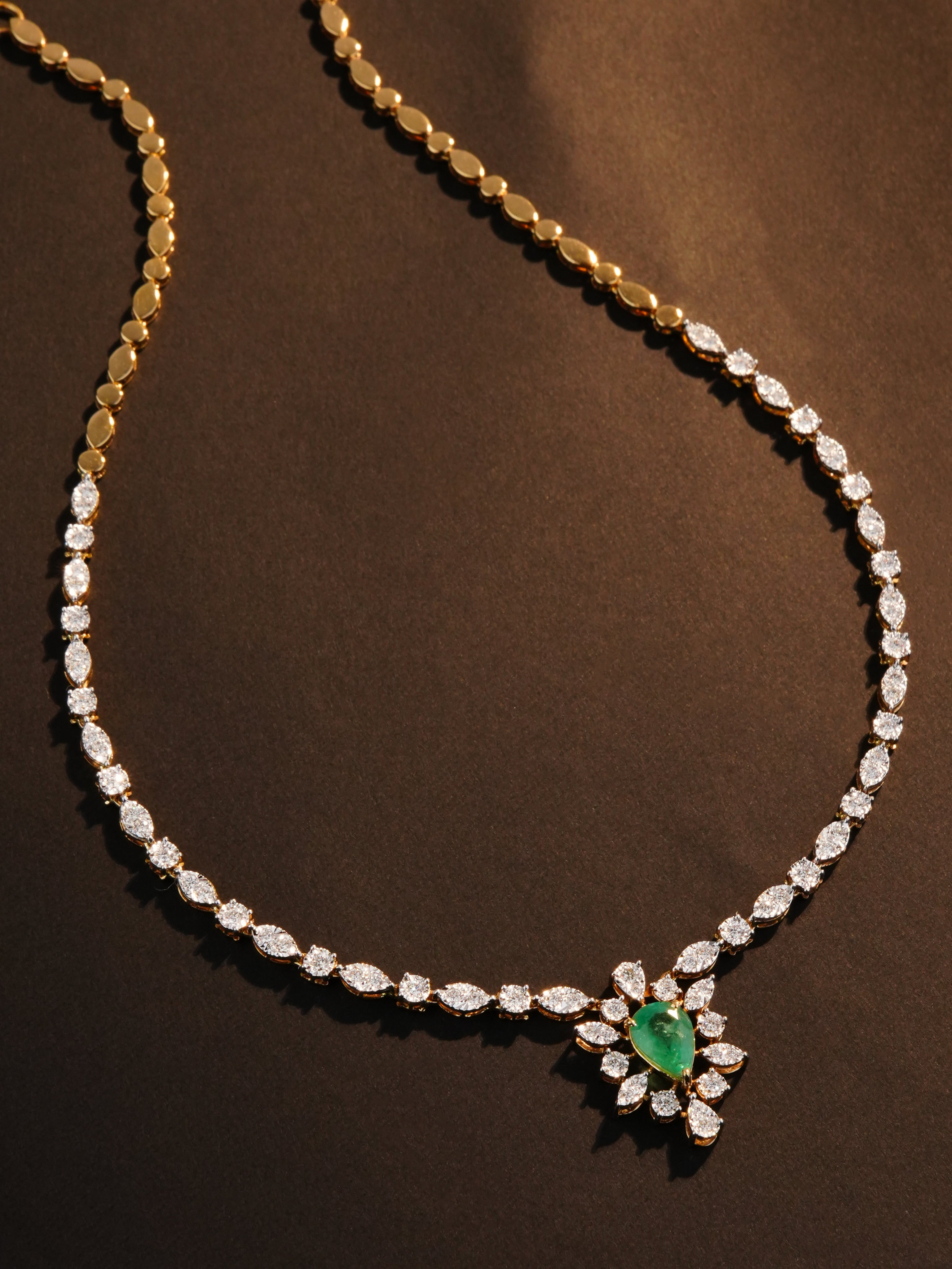 Veloura Diamond Necklace