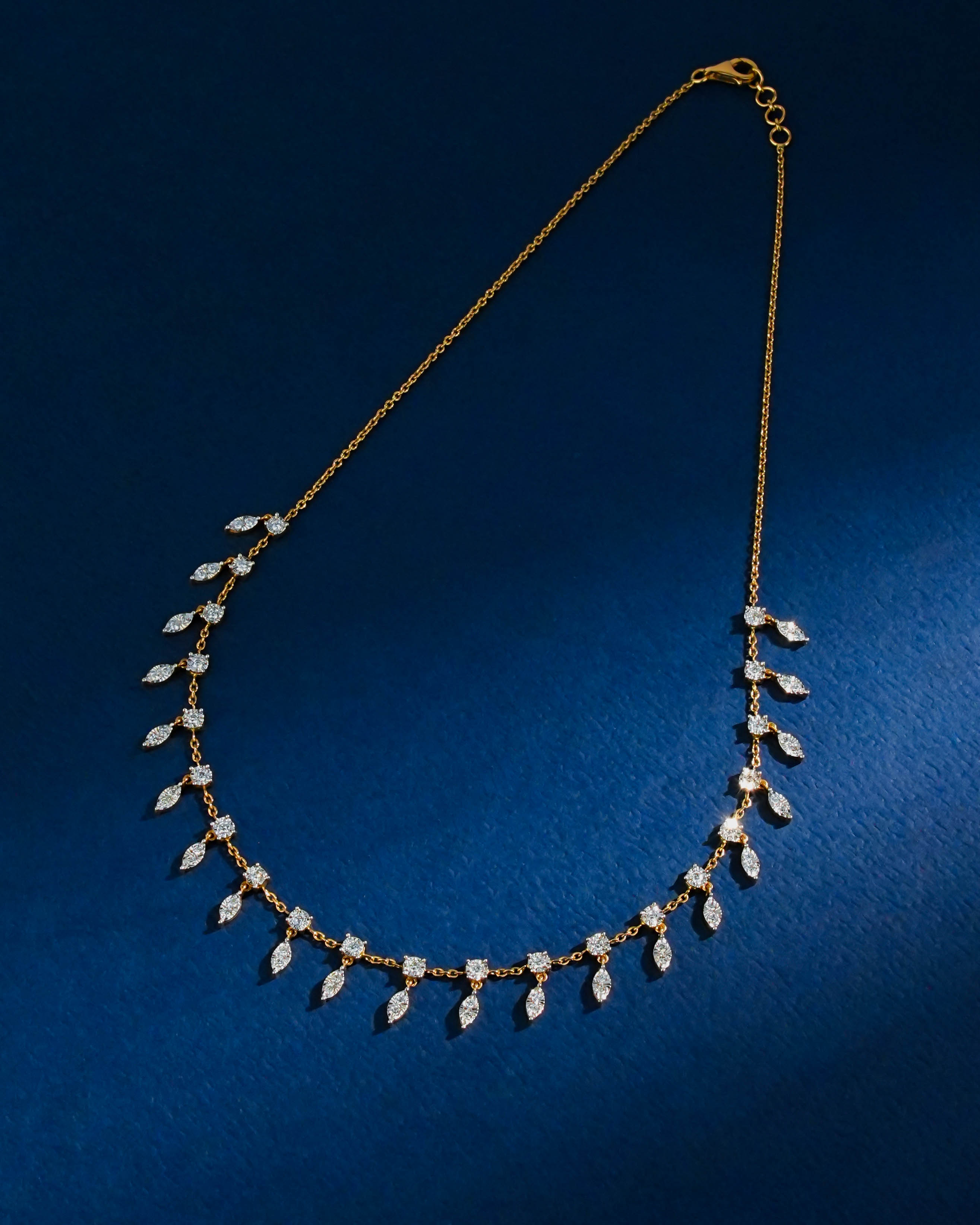 Noira Diamond Necklace