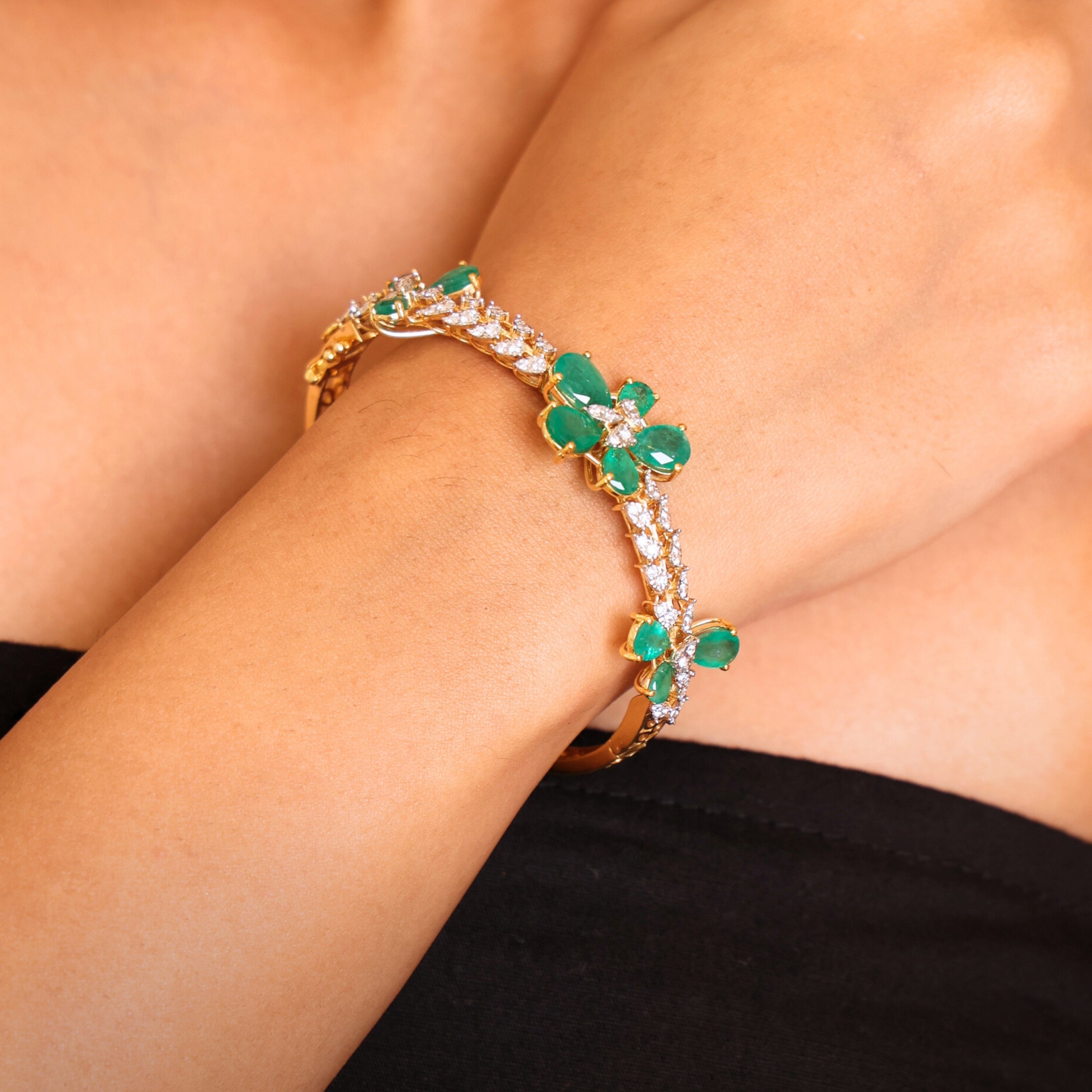 Floral Diamond Bangle