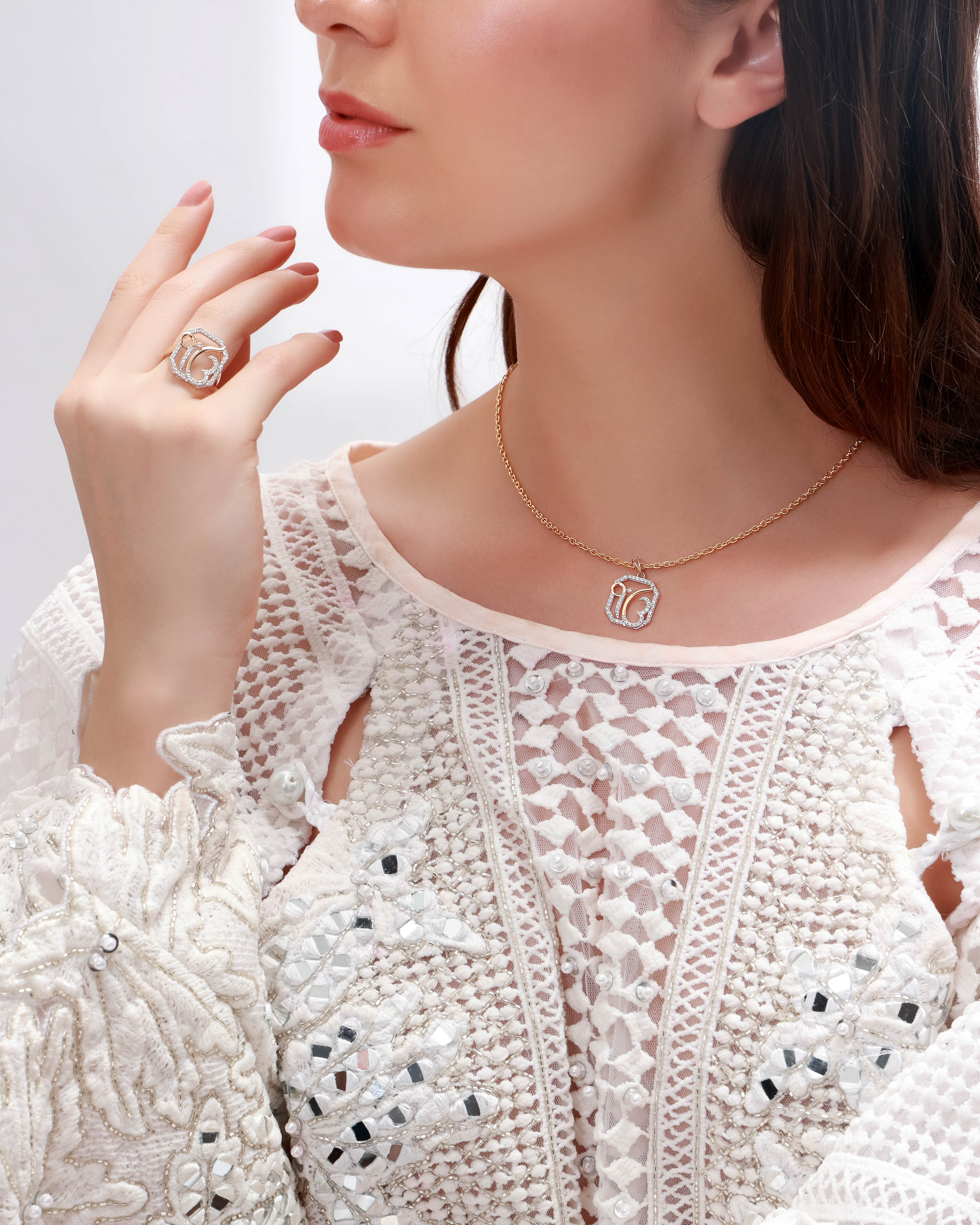 Gold Diamond Rings for Women