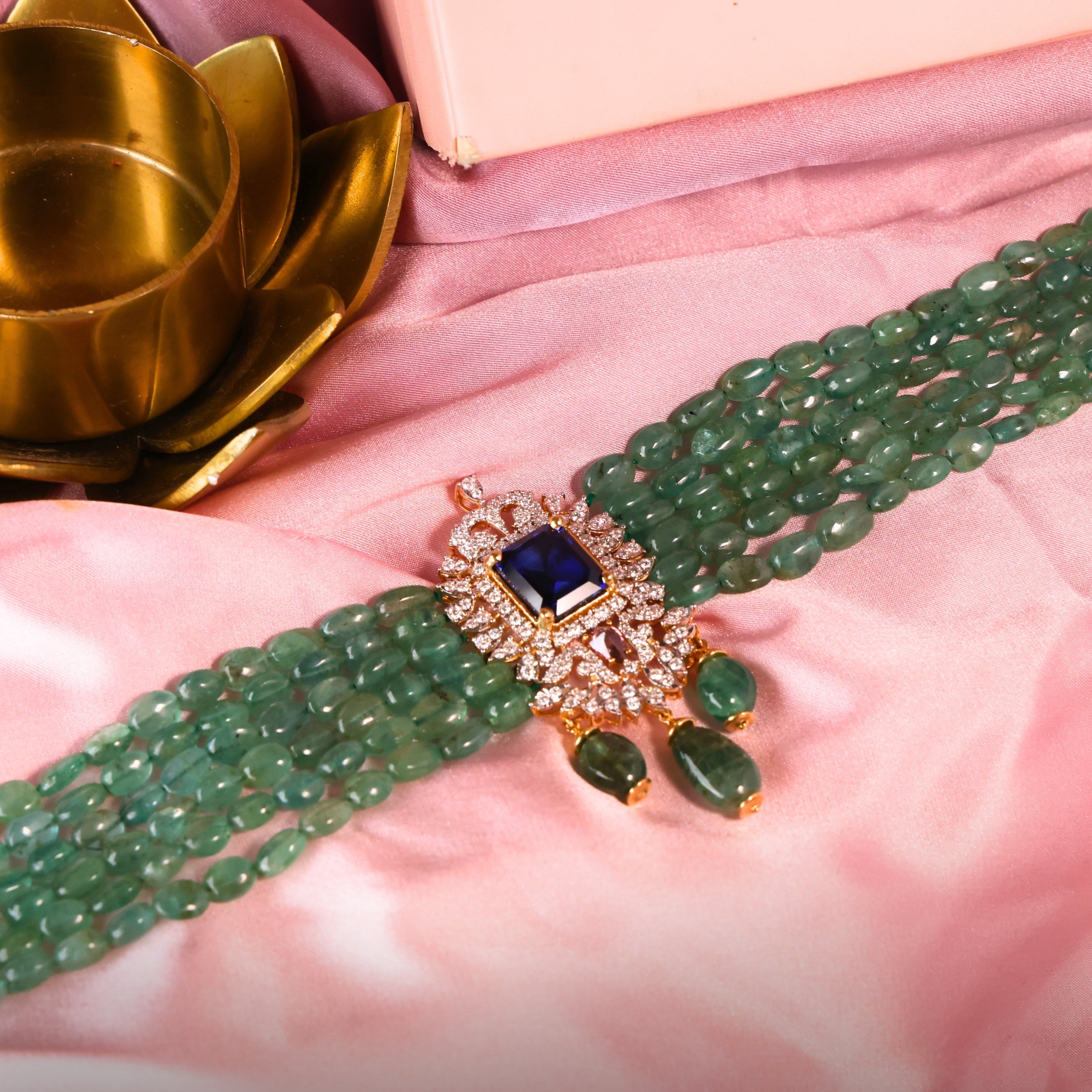 Green Beaded Choker Necklace