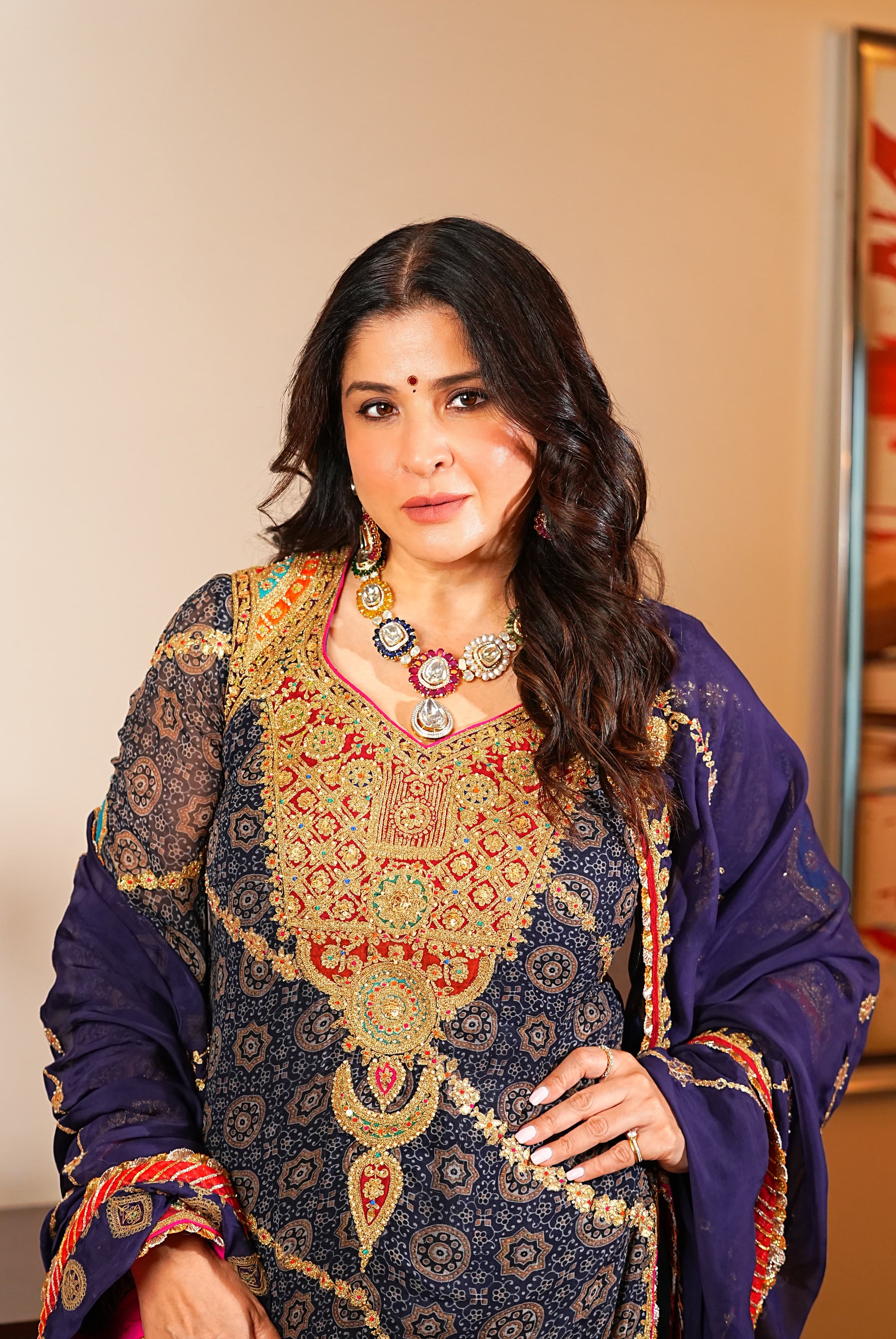 Maheep Kapoor - Aanya Polki And Diamond Long Necklace