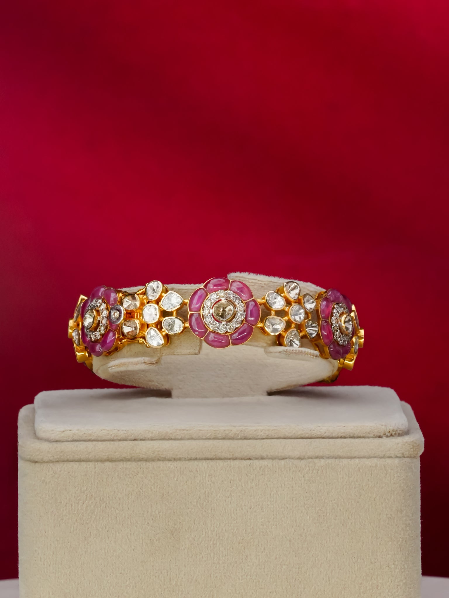 Raha Polki And Diamond Bangle