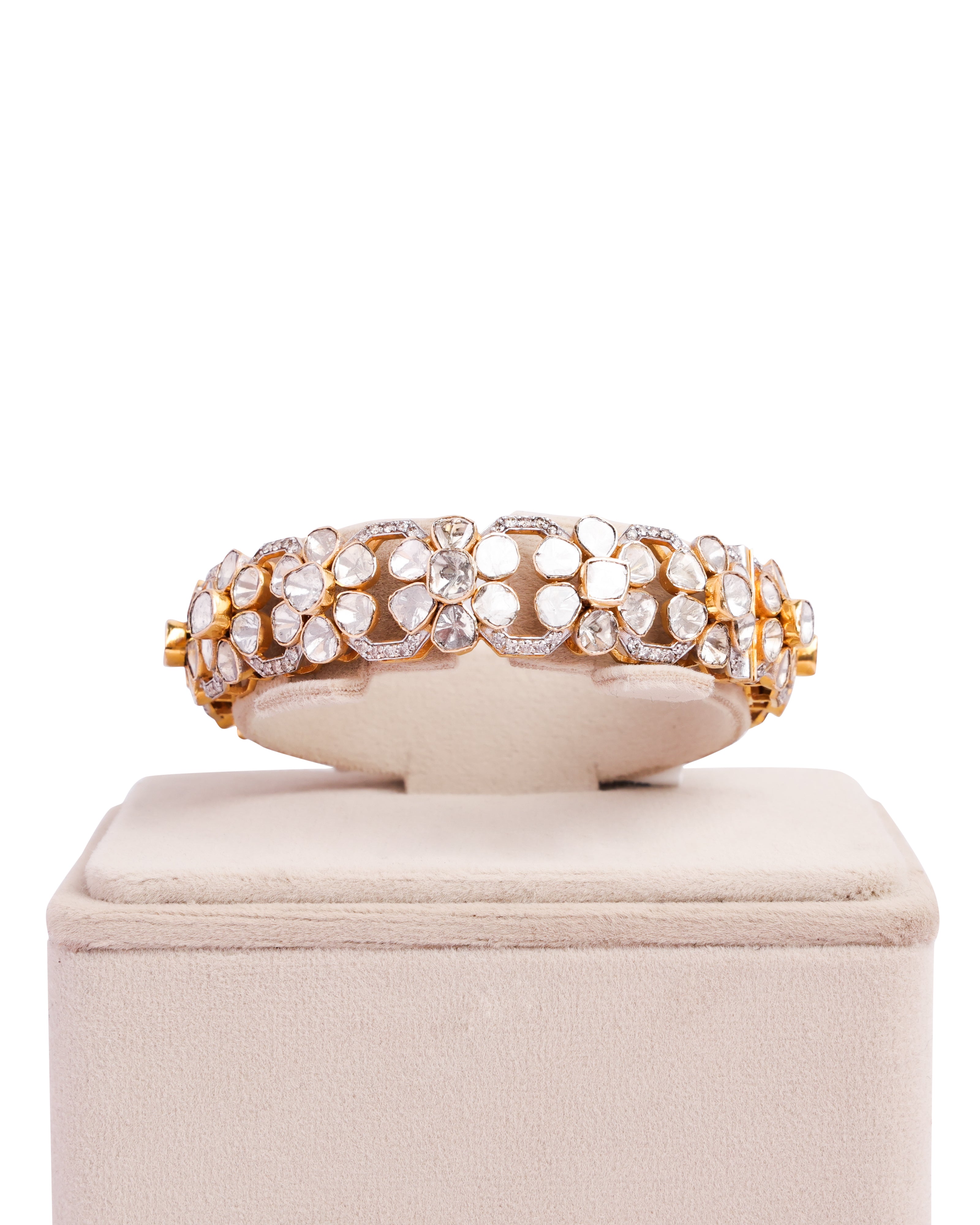 Mosmi Polki And Diamond Bangle