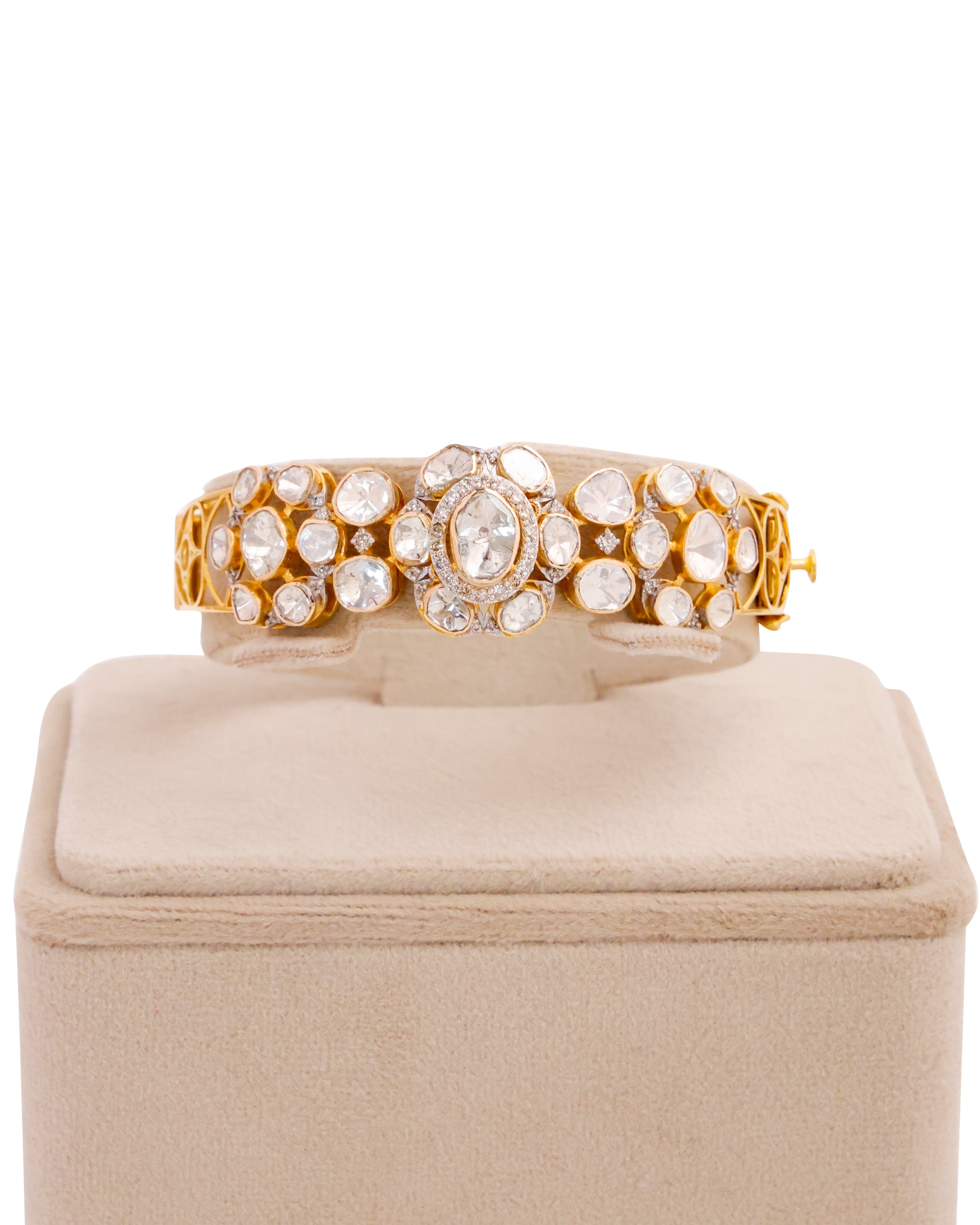 Shonal Polki And Diamond Bangle