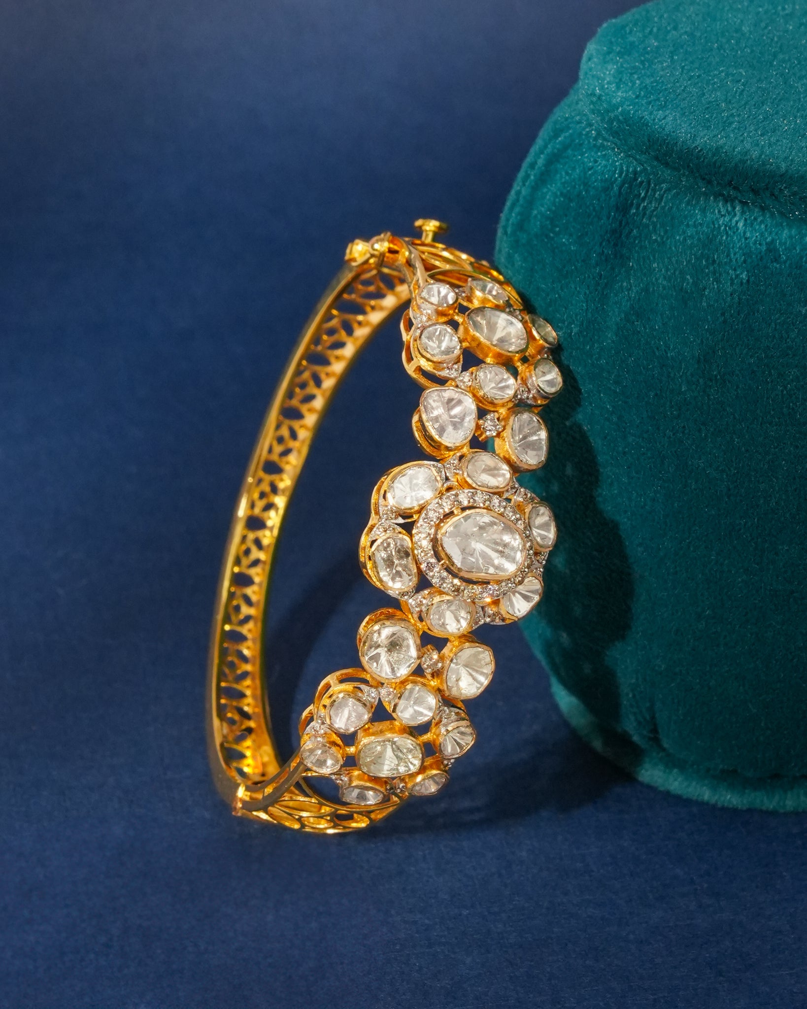 Shonal Polki And Diamond Bangle