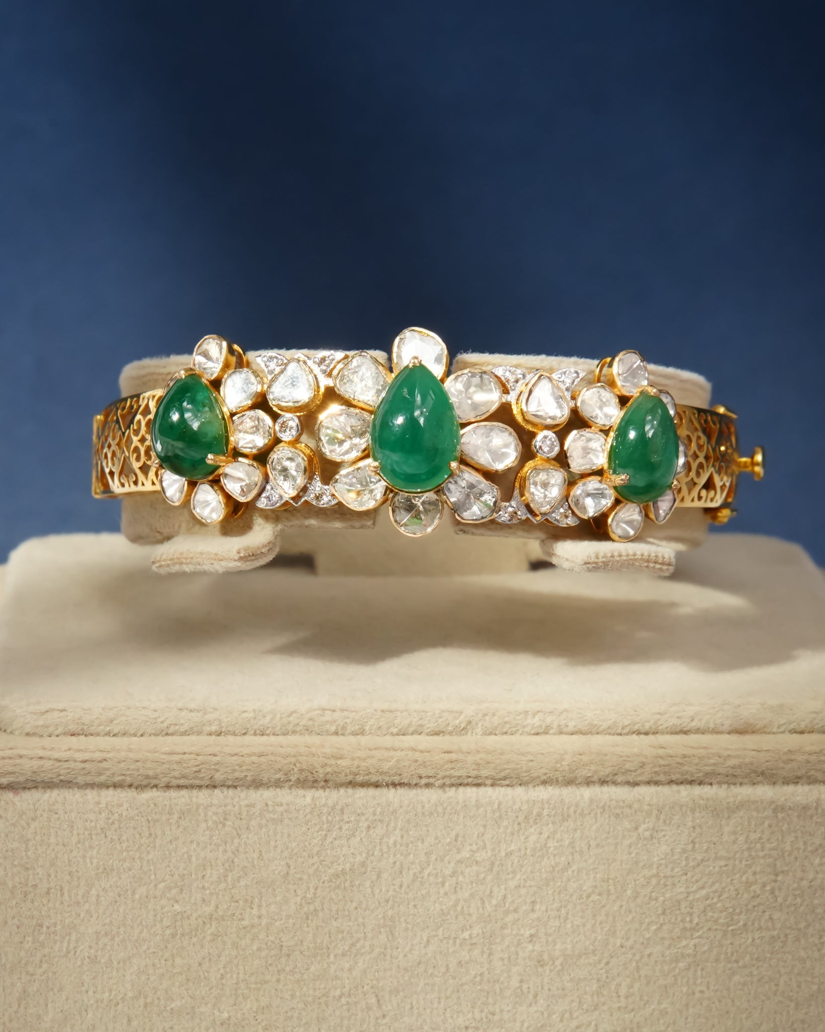 Azalea Polki And Diamond Bangle