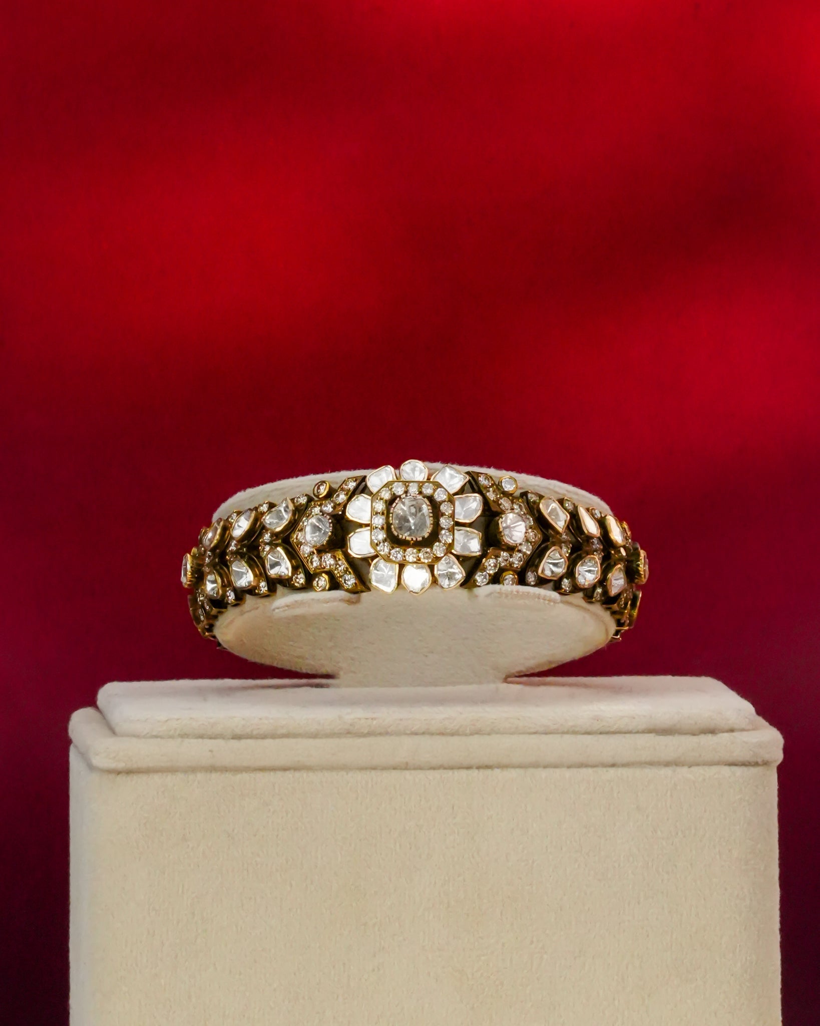 Tasneem Polki And Diamond Loose Bracelet