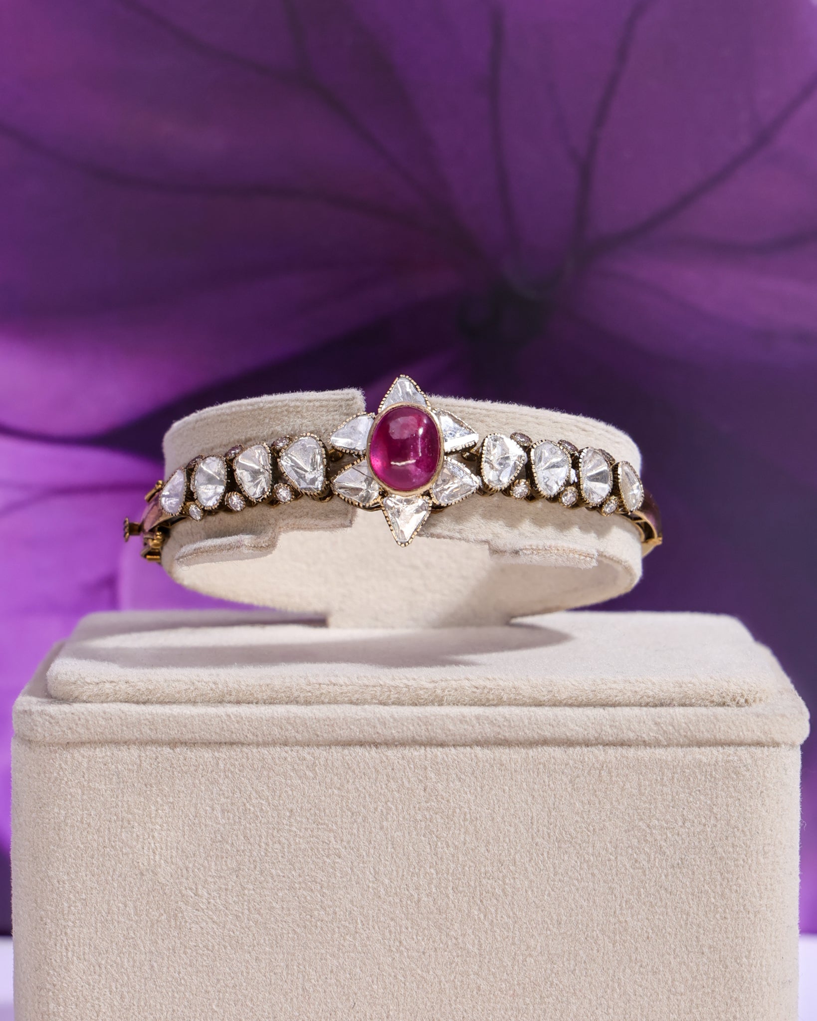 Jhanvi Polki And Diamond Bangle