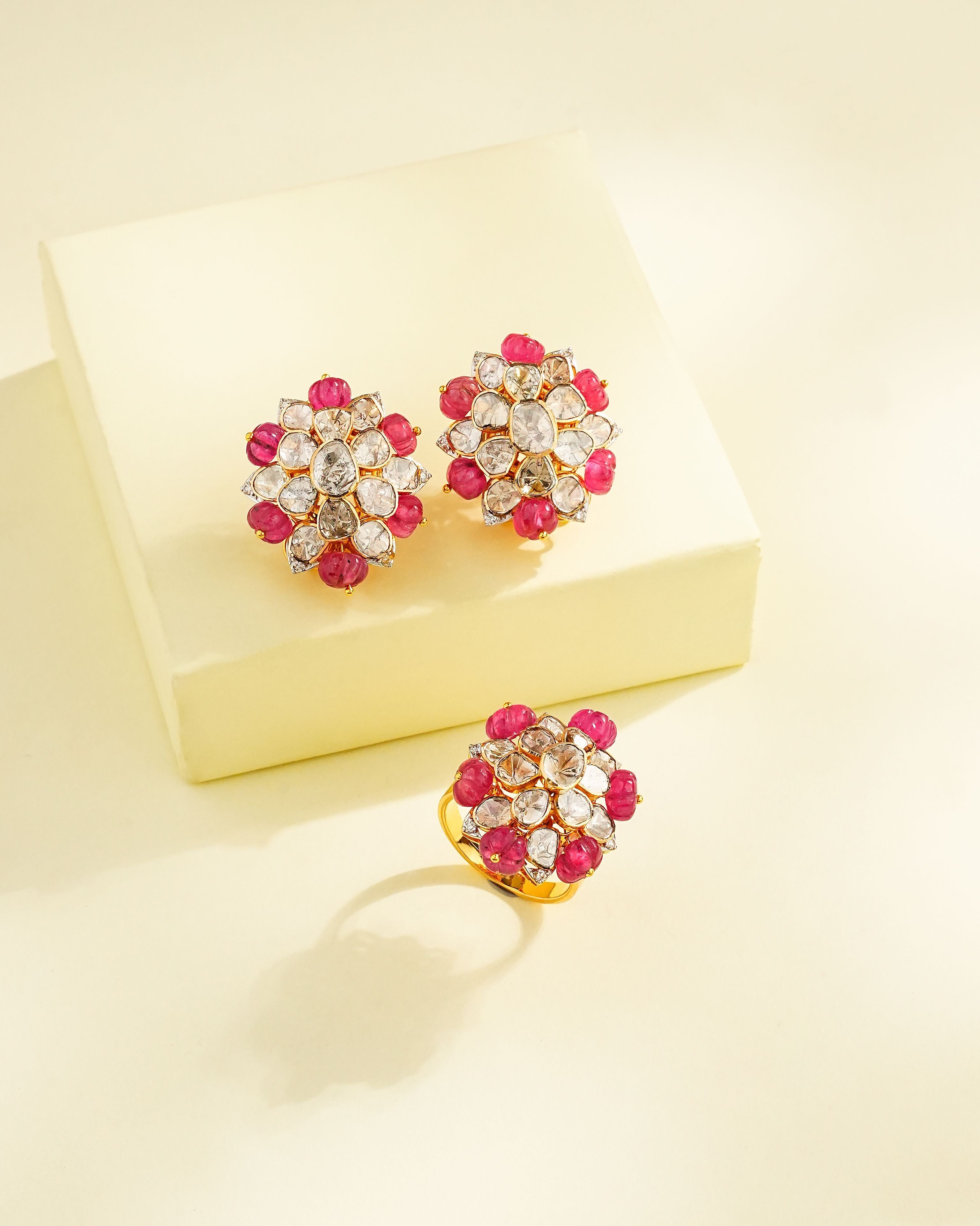 Eshvi Polki And Diamond Tops
