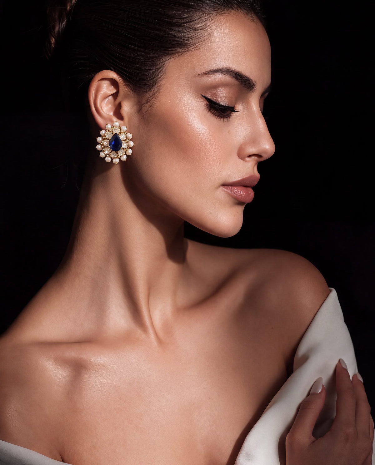 Eshvika Polki And Diamond Tops
