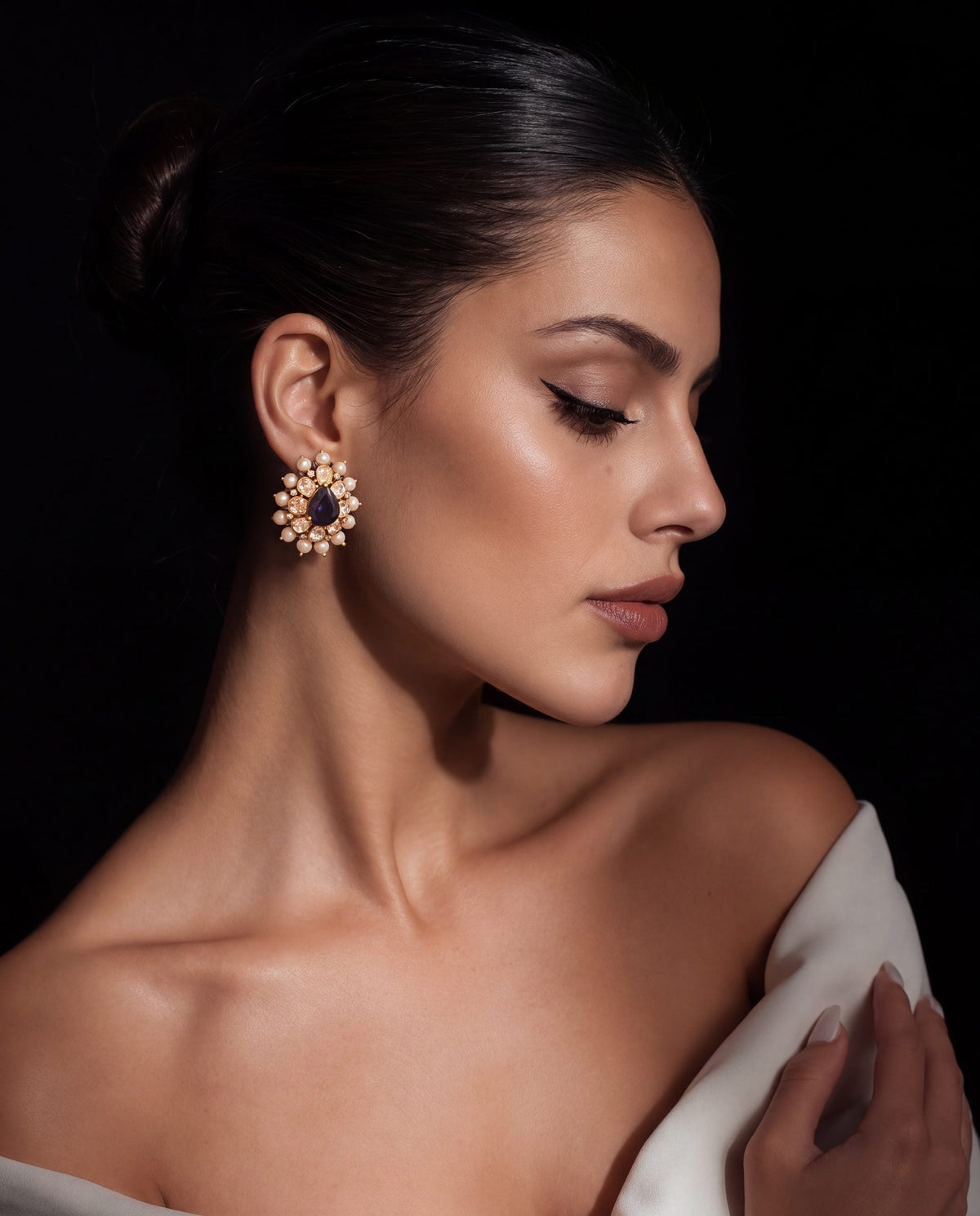 Eshvika Polki And Diamond Tops
