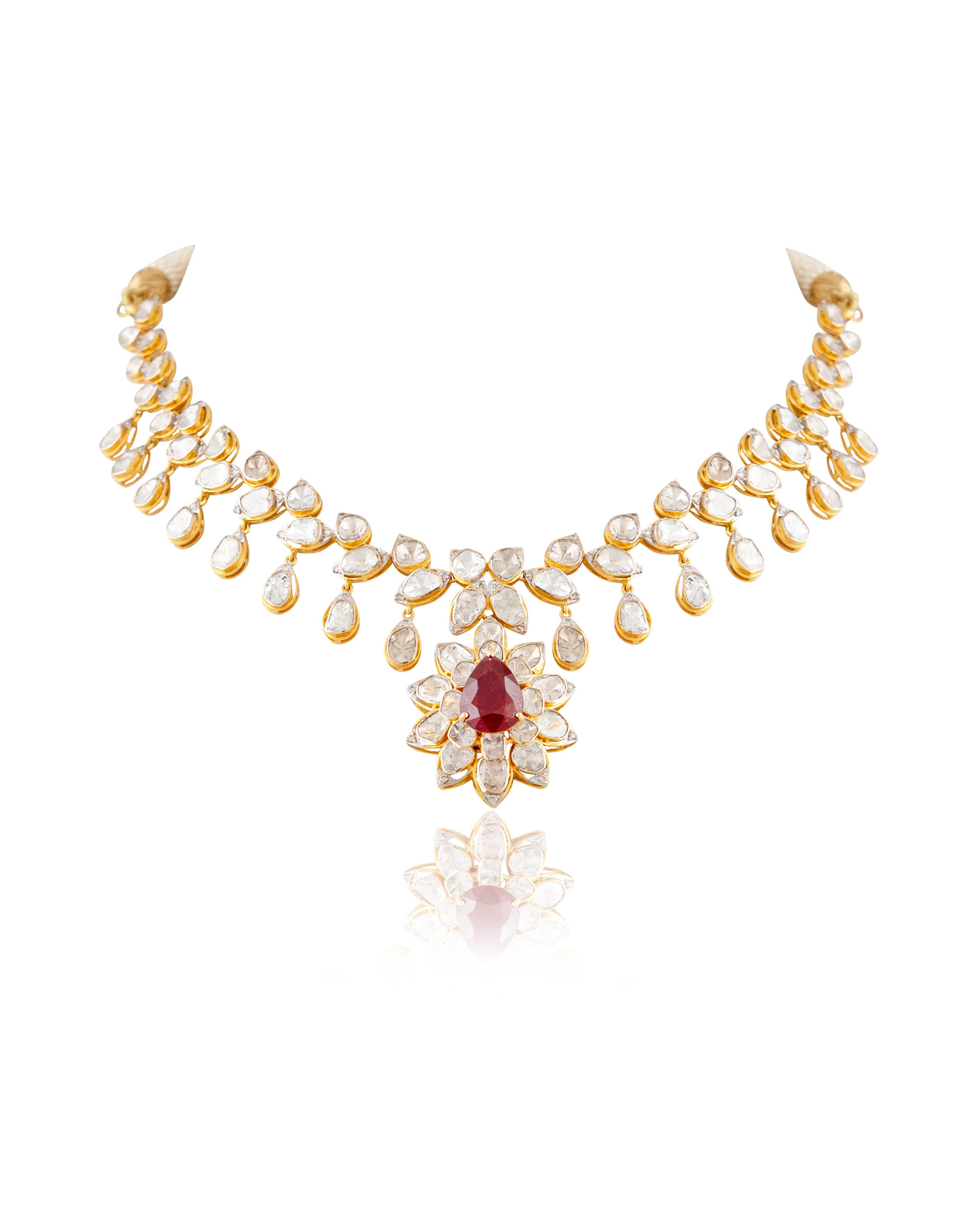 Kayla Polki And Diamond Necklace