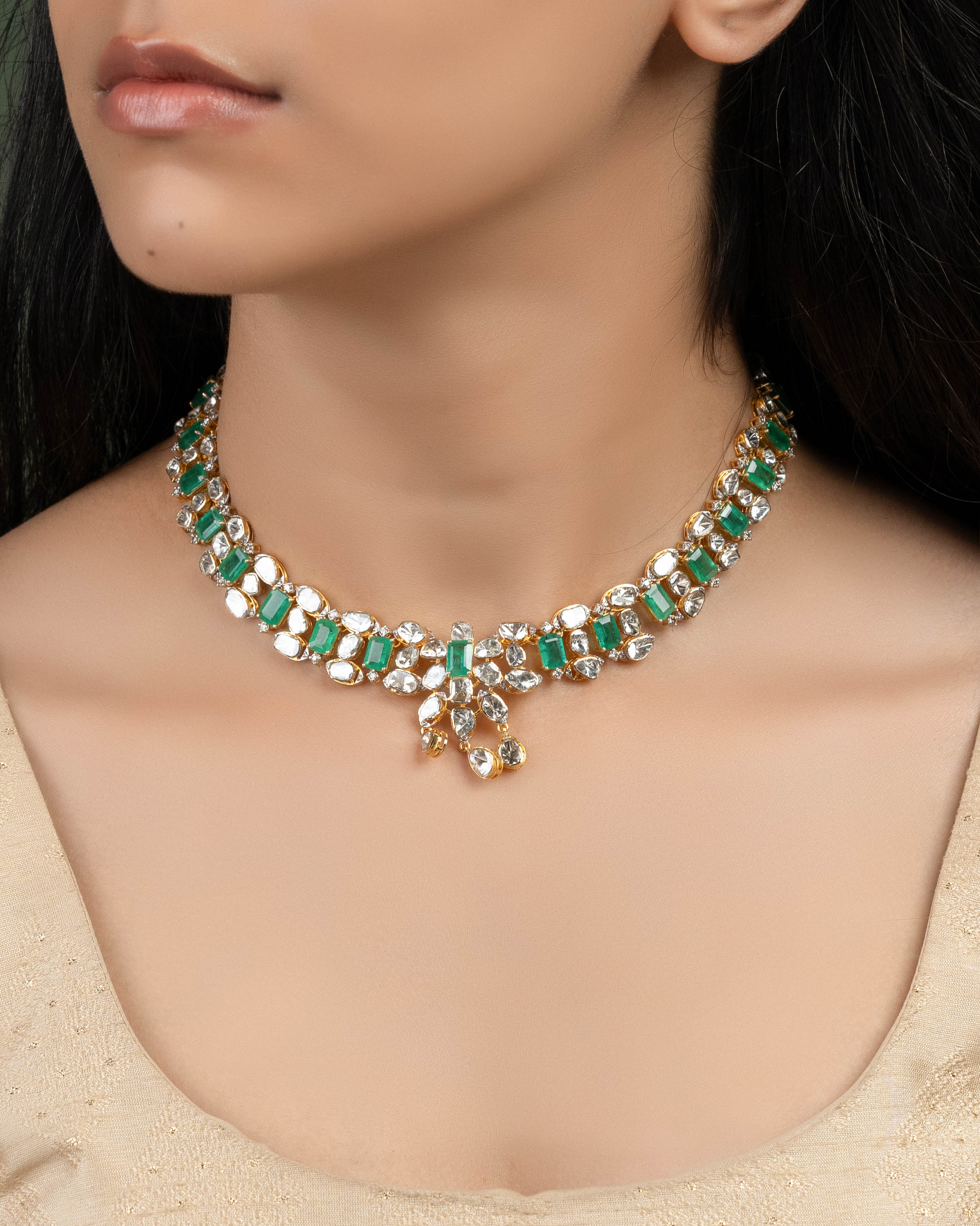 Manju Polki And Diamond Necklace