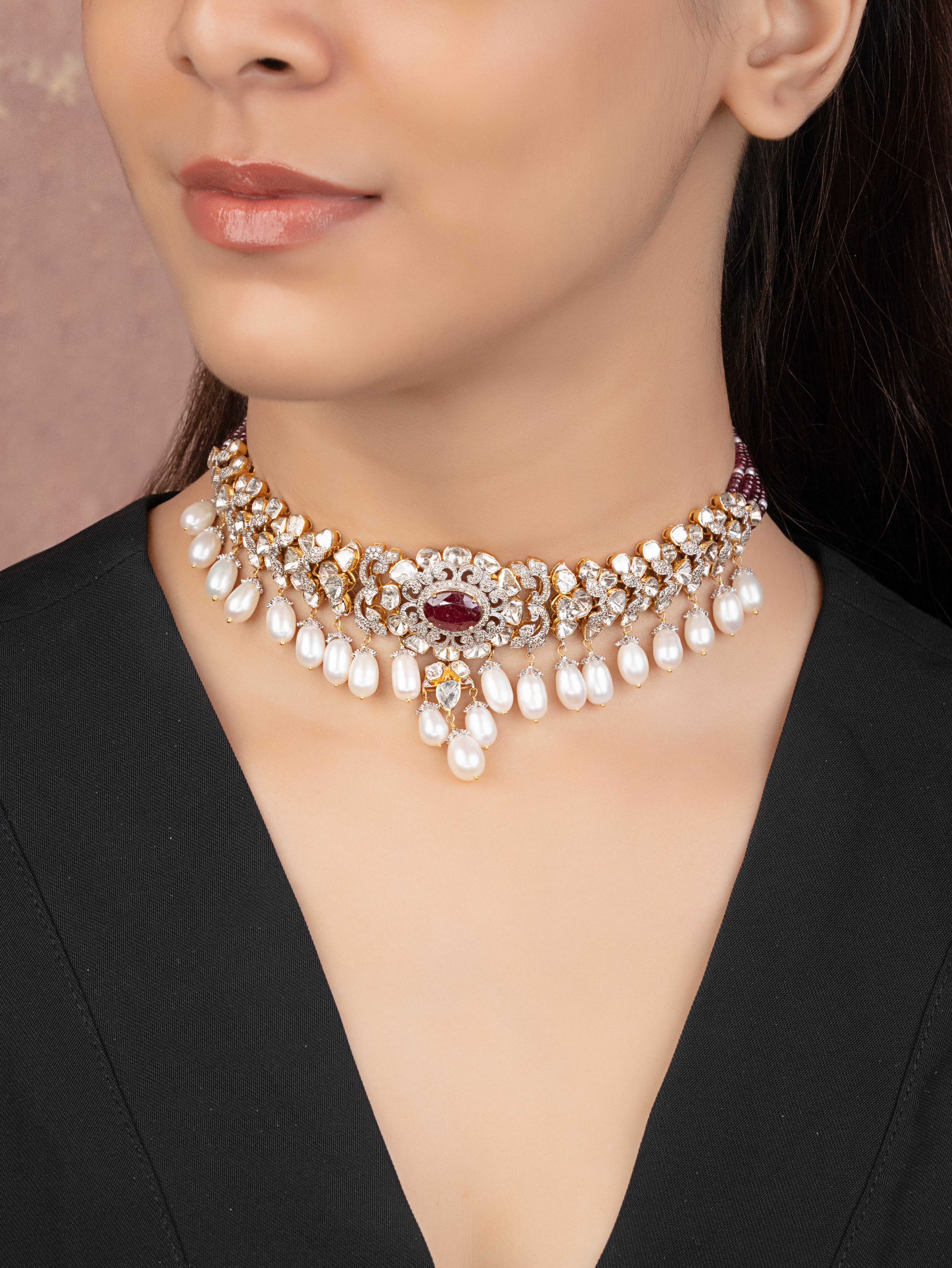 Anshika Polki And Diamond Choker