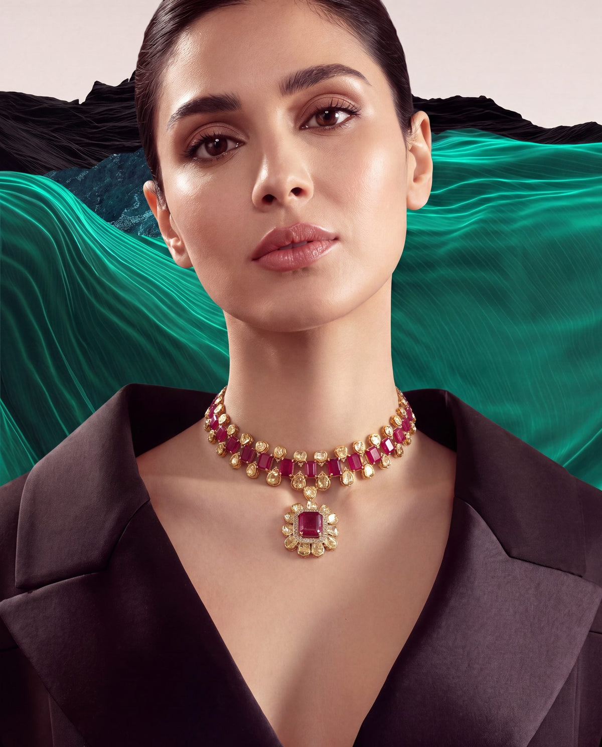 Sujaya Polki And Diamond Necklace