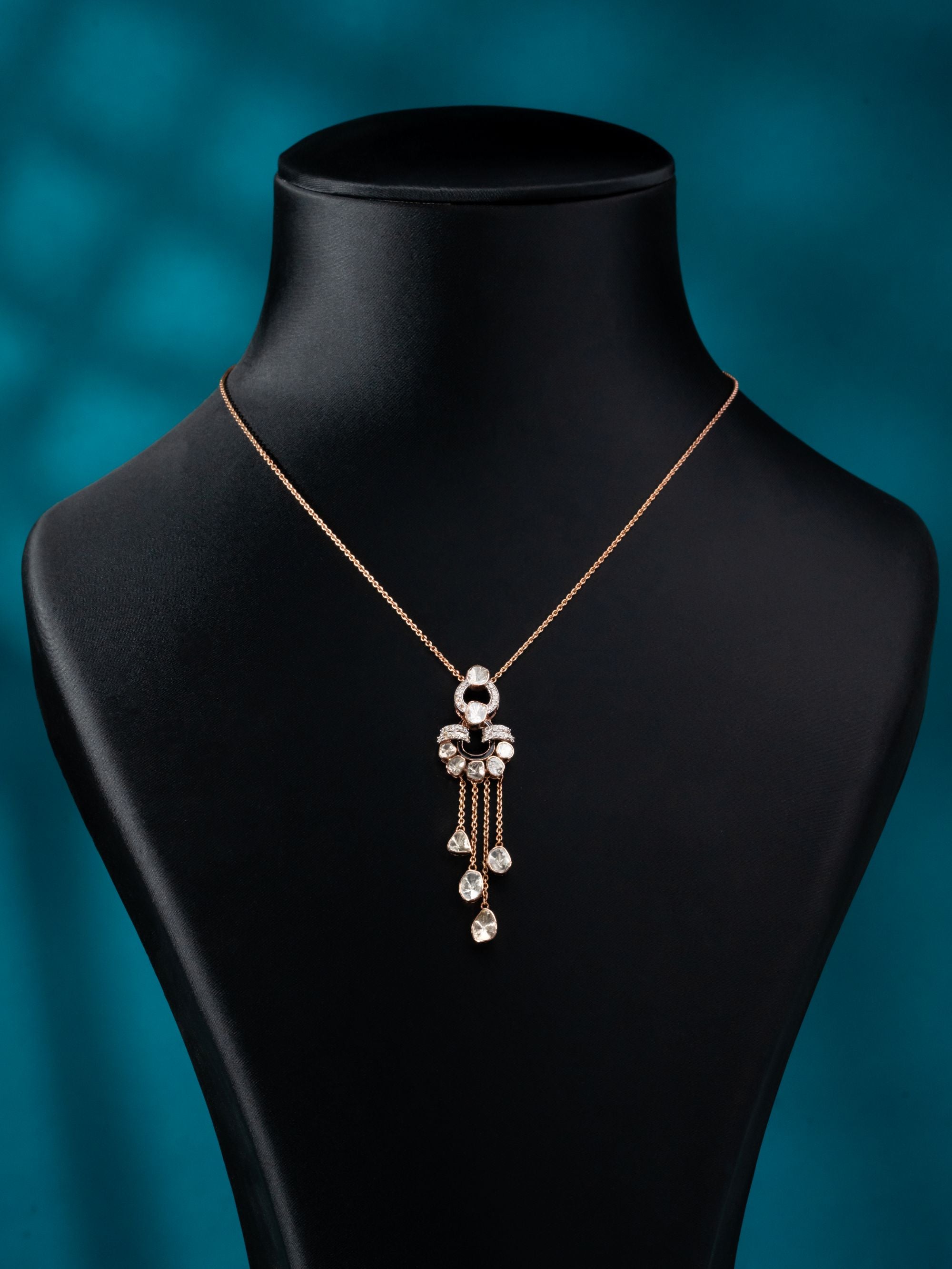 Avidha Polki And Diamond Pendant