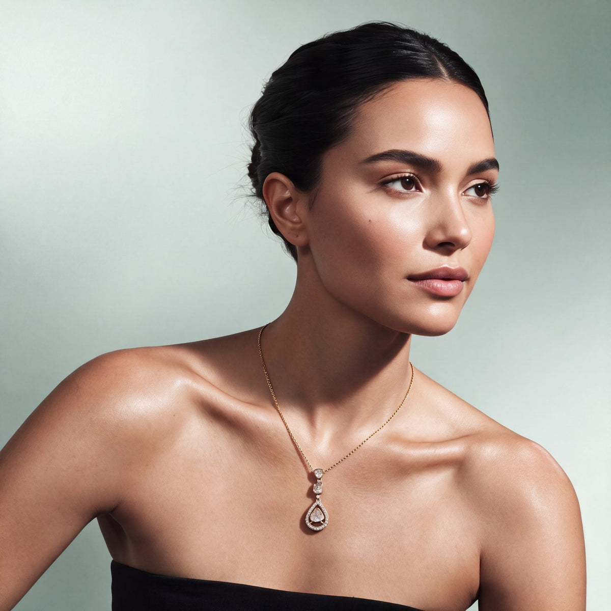 Devashri Polki And Diamond Pendant