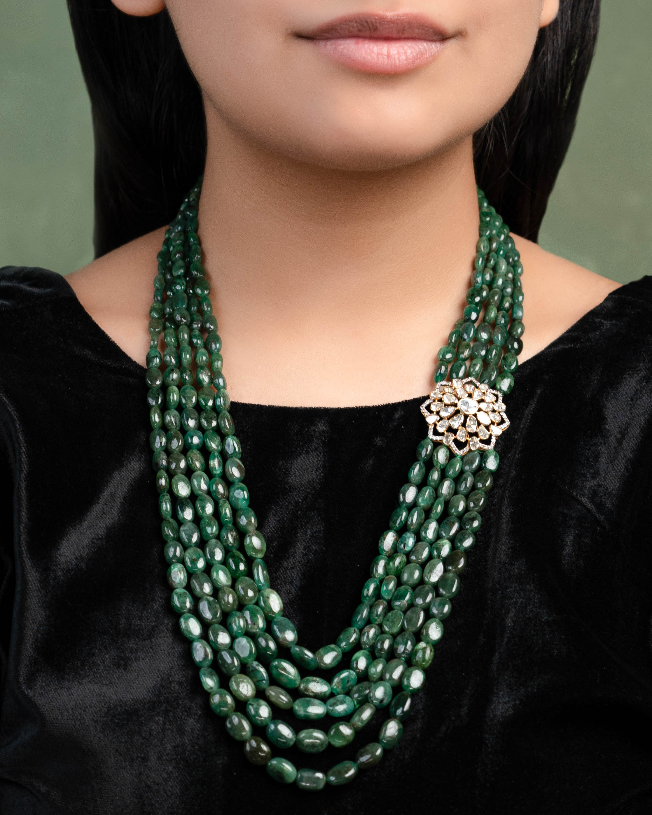 Aarunashi Polki And Diamond Bead Pendant