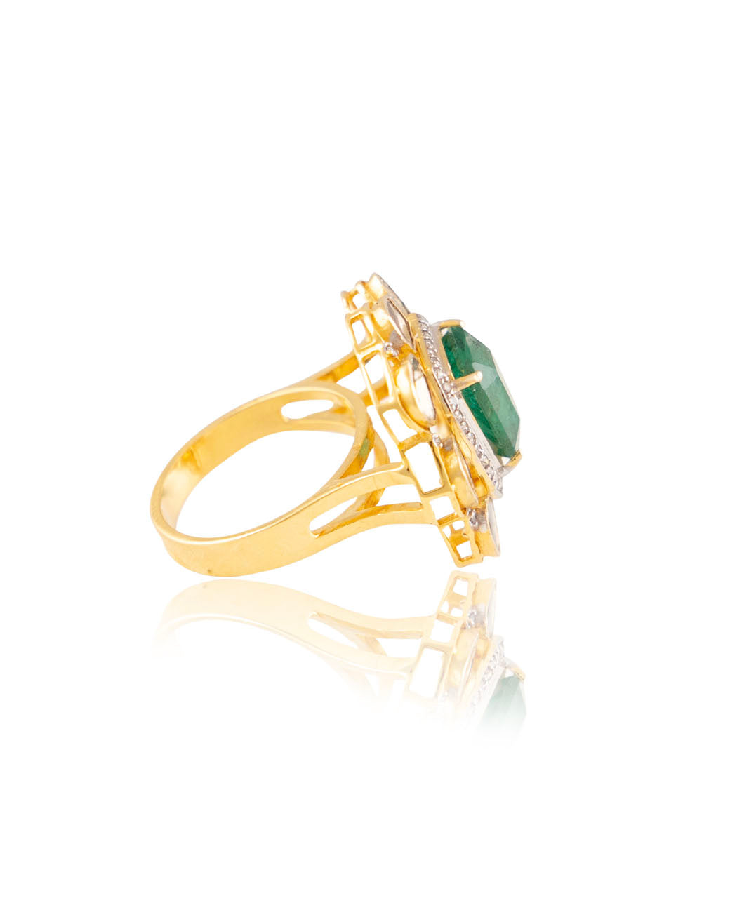 Manisha Polki And Diamond Ring