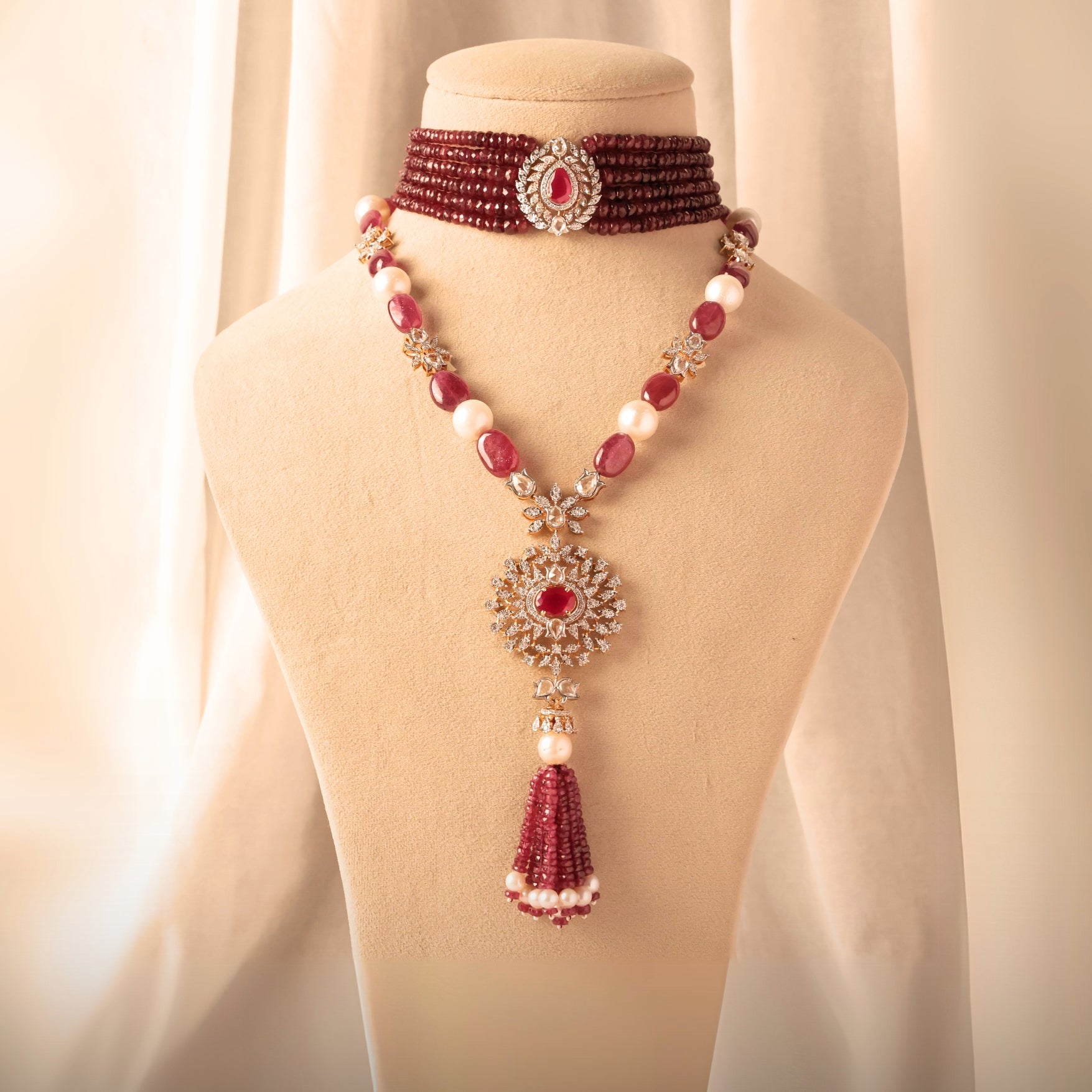 Red Beaded Diamond Pendant Sets