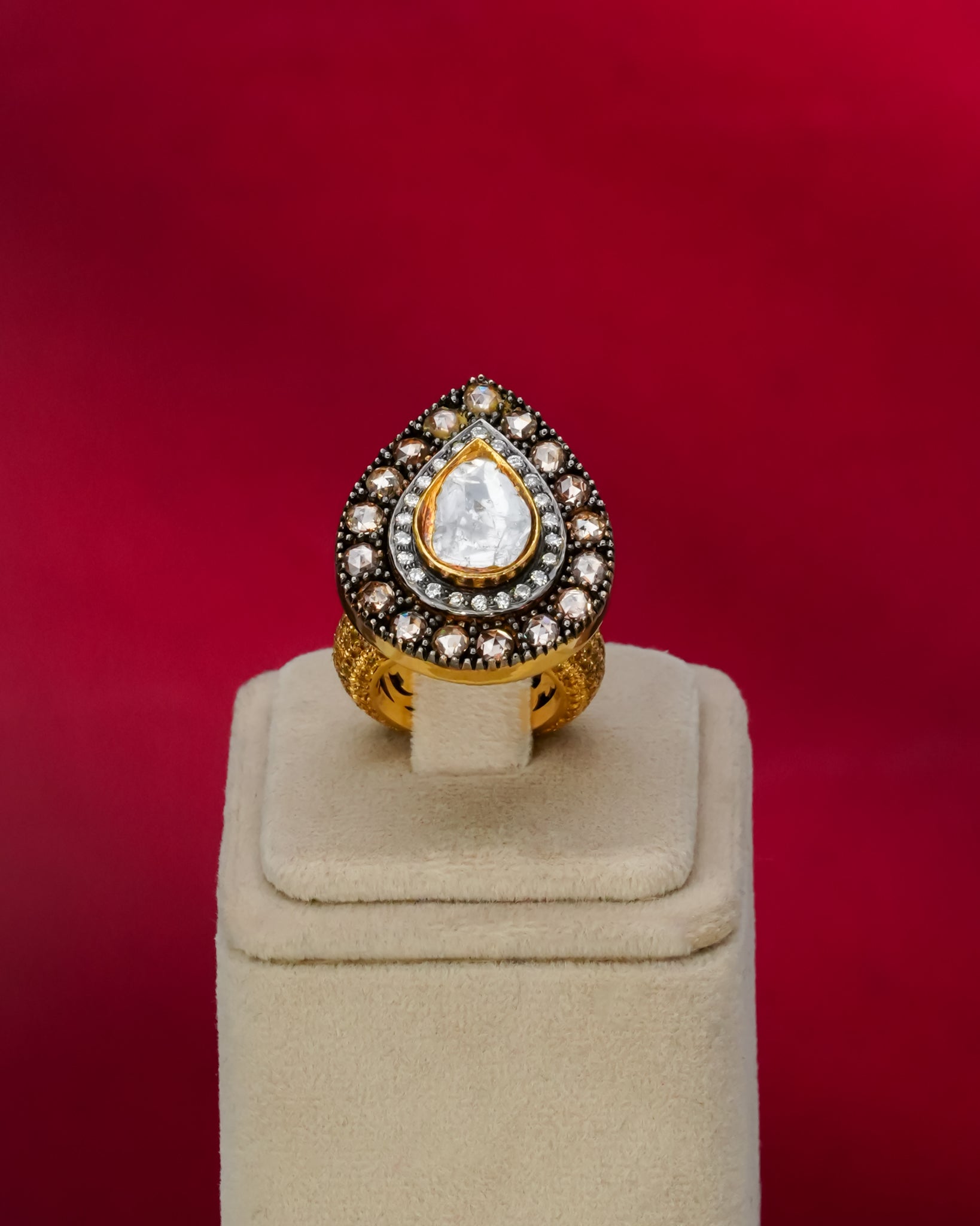 Dhriti Polki And Diamond Ring