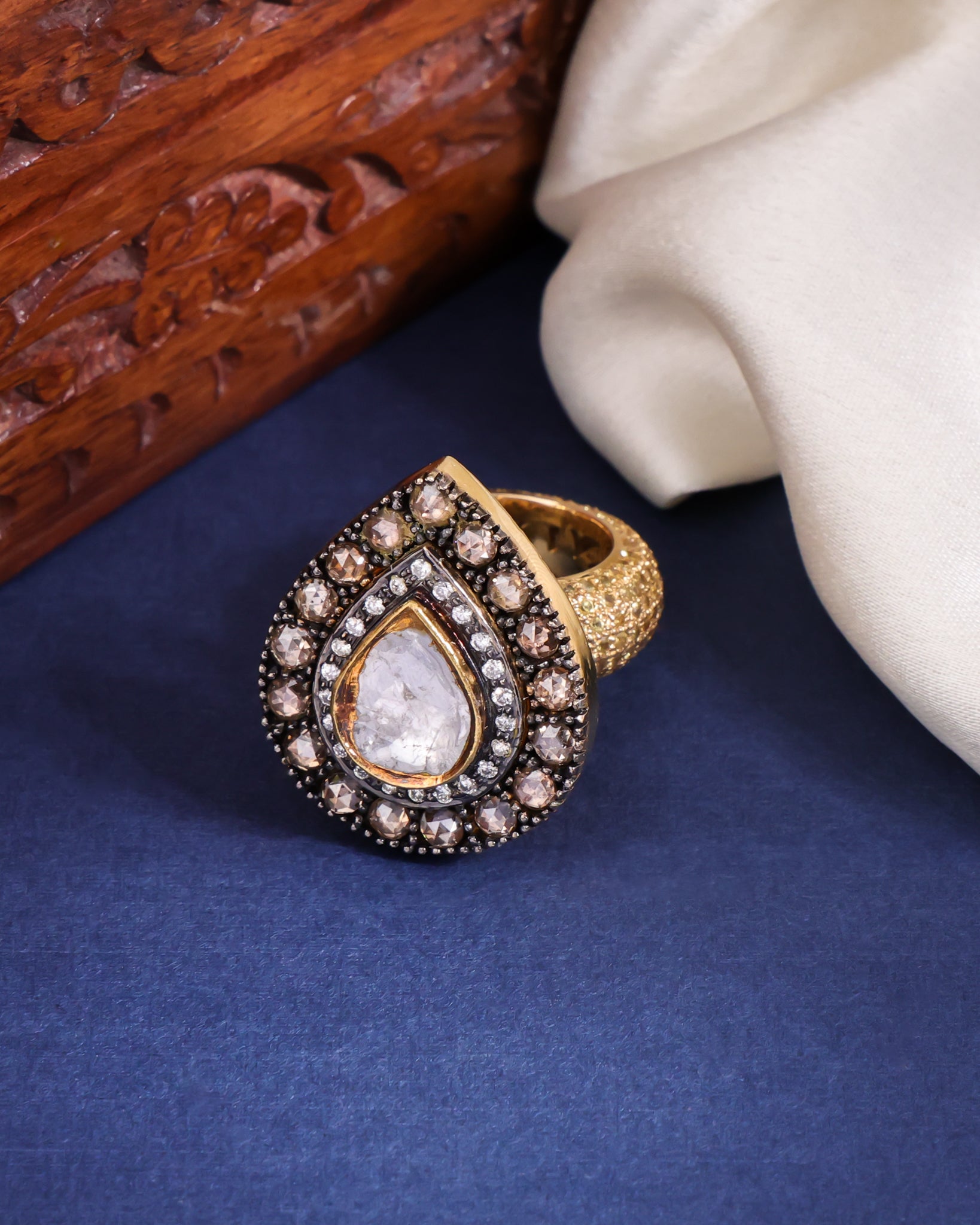 Dhriti Polki And Diamond Ring