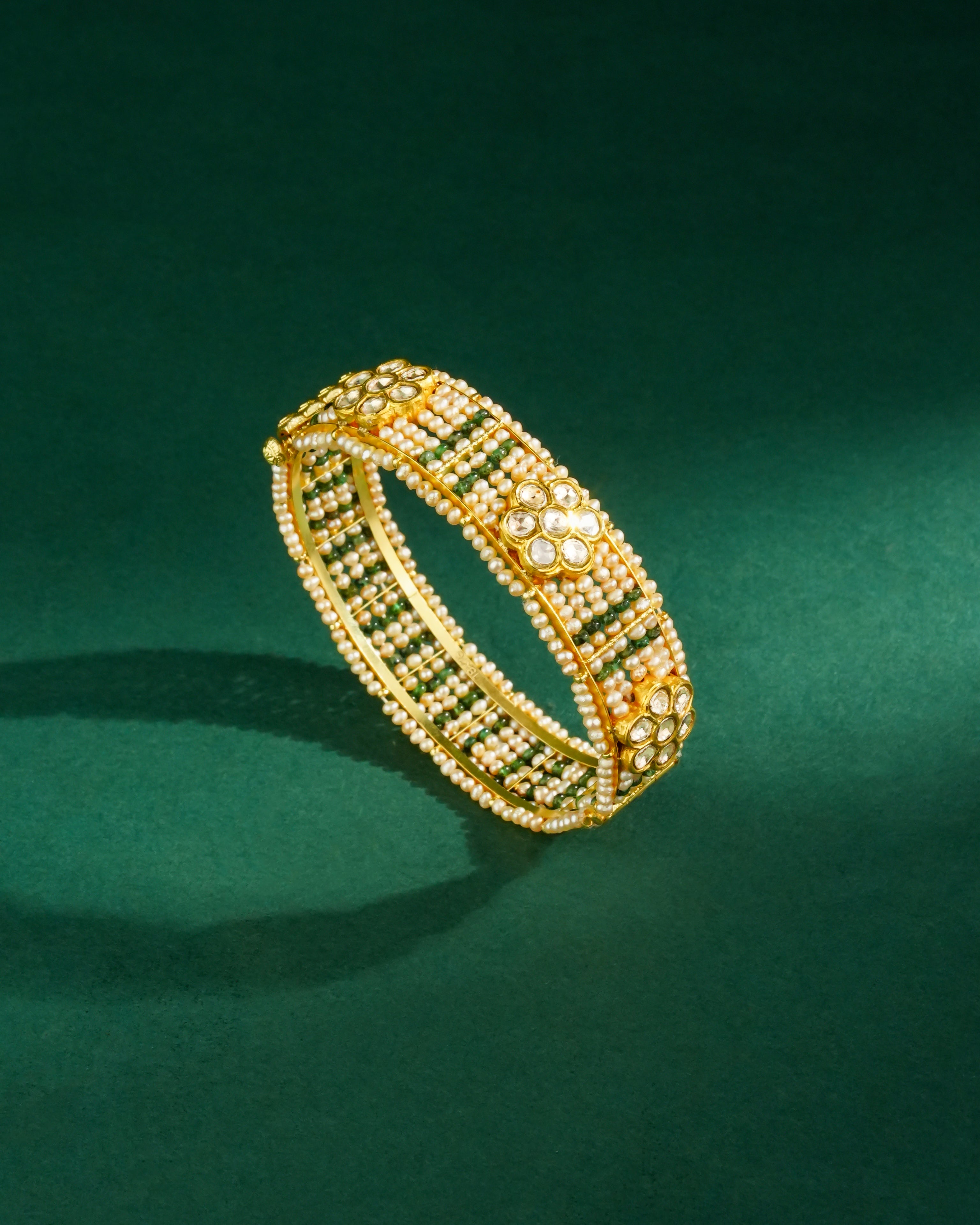 Shruti Polki And Diamond Bangle