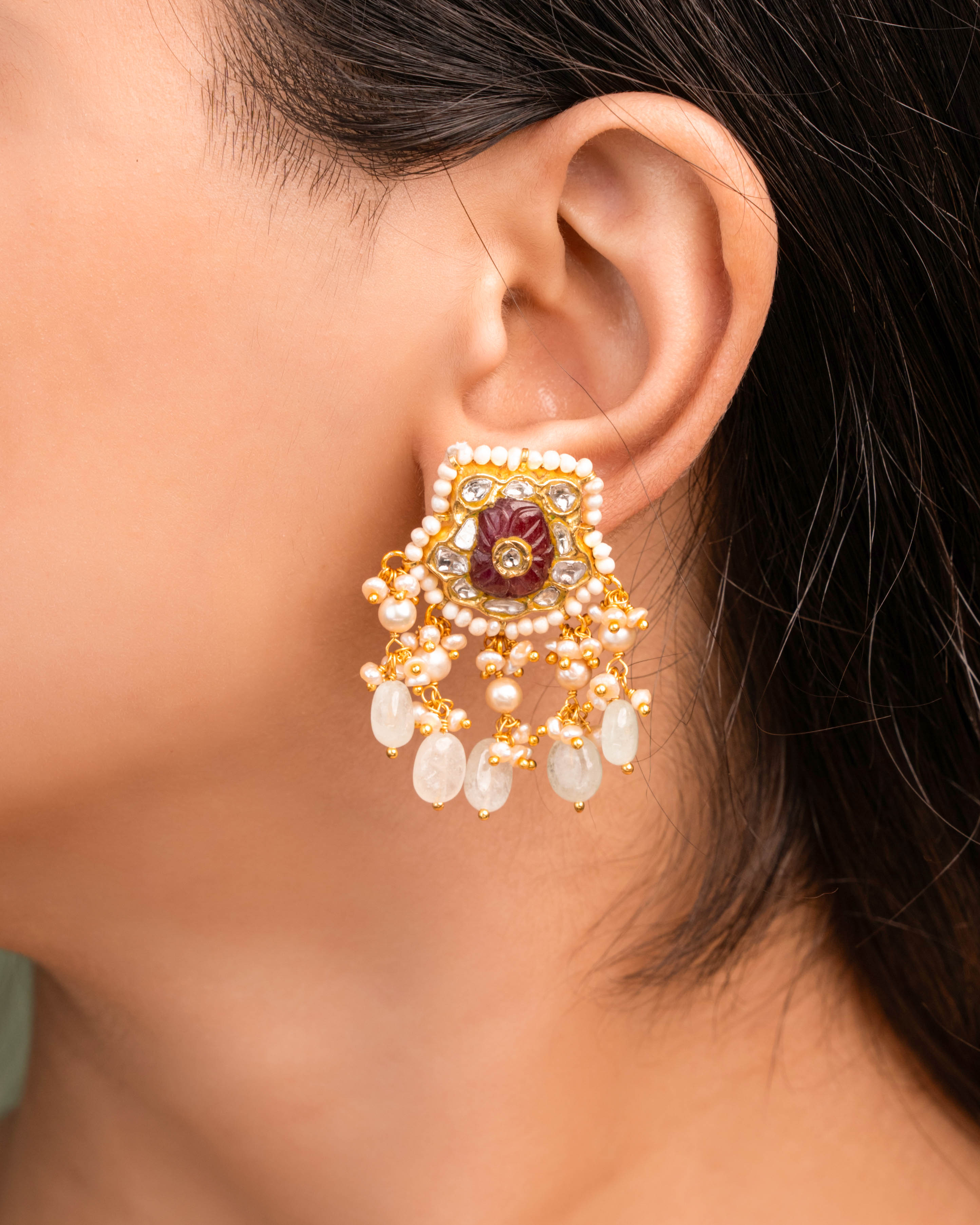 Parinita Necklace And Ishanvi Tops Polki Set