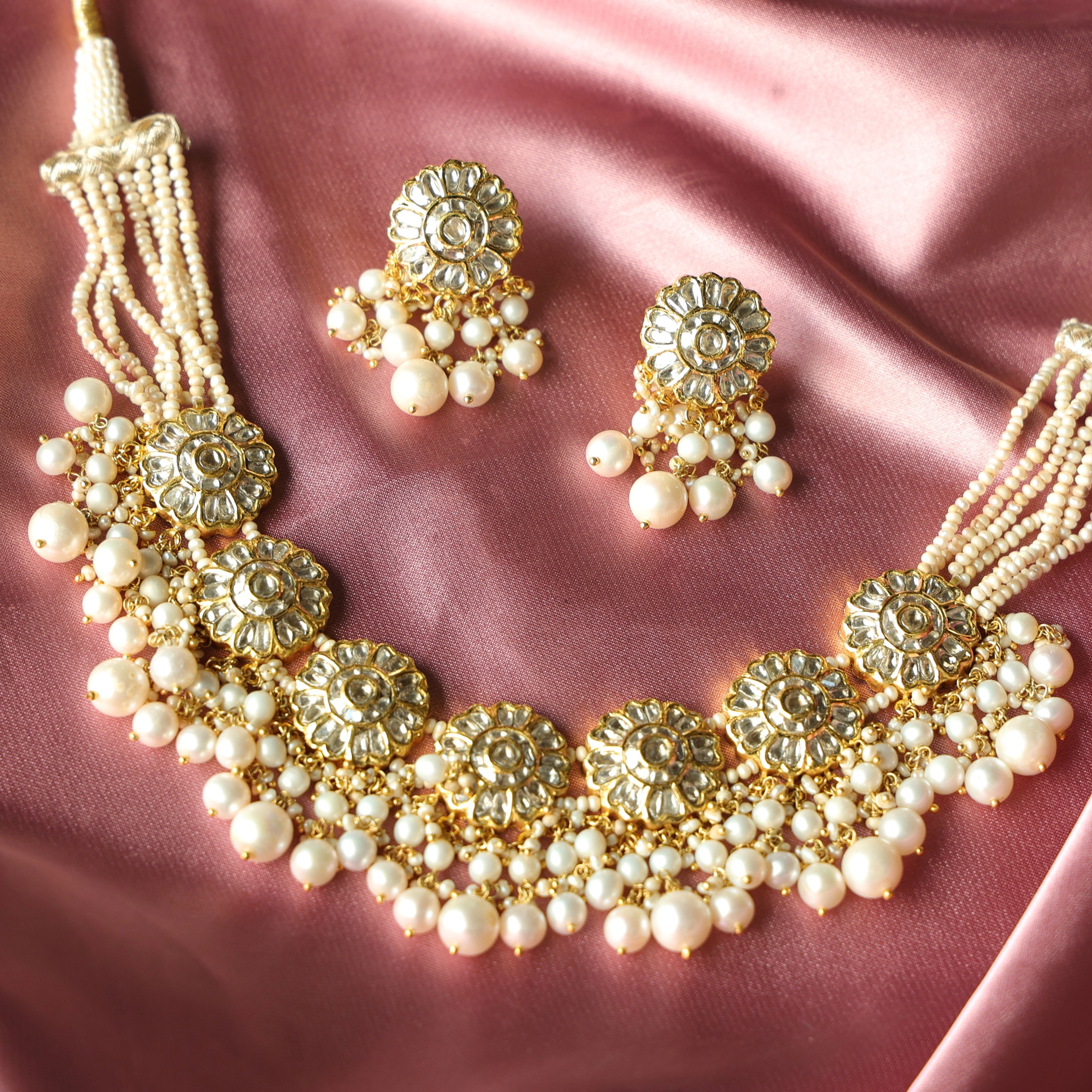 Krishika Choker And Shriya Tops Polki Set