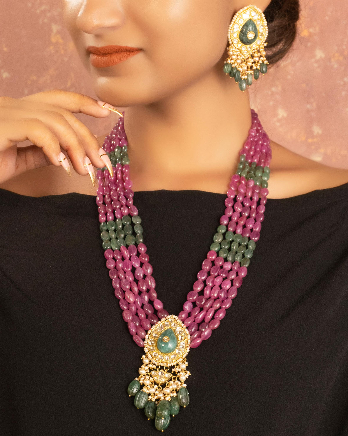 Myla Bead Pendant and Amara Tops Polki Set