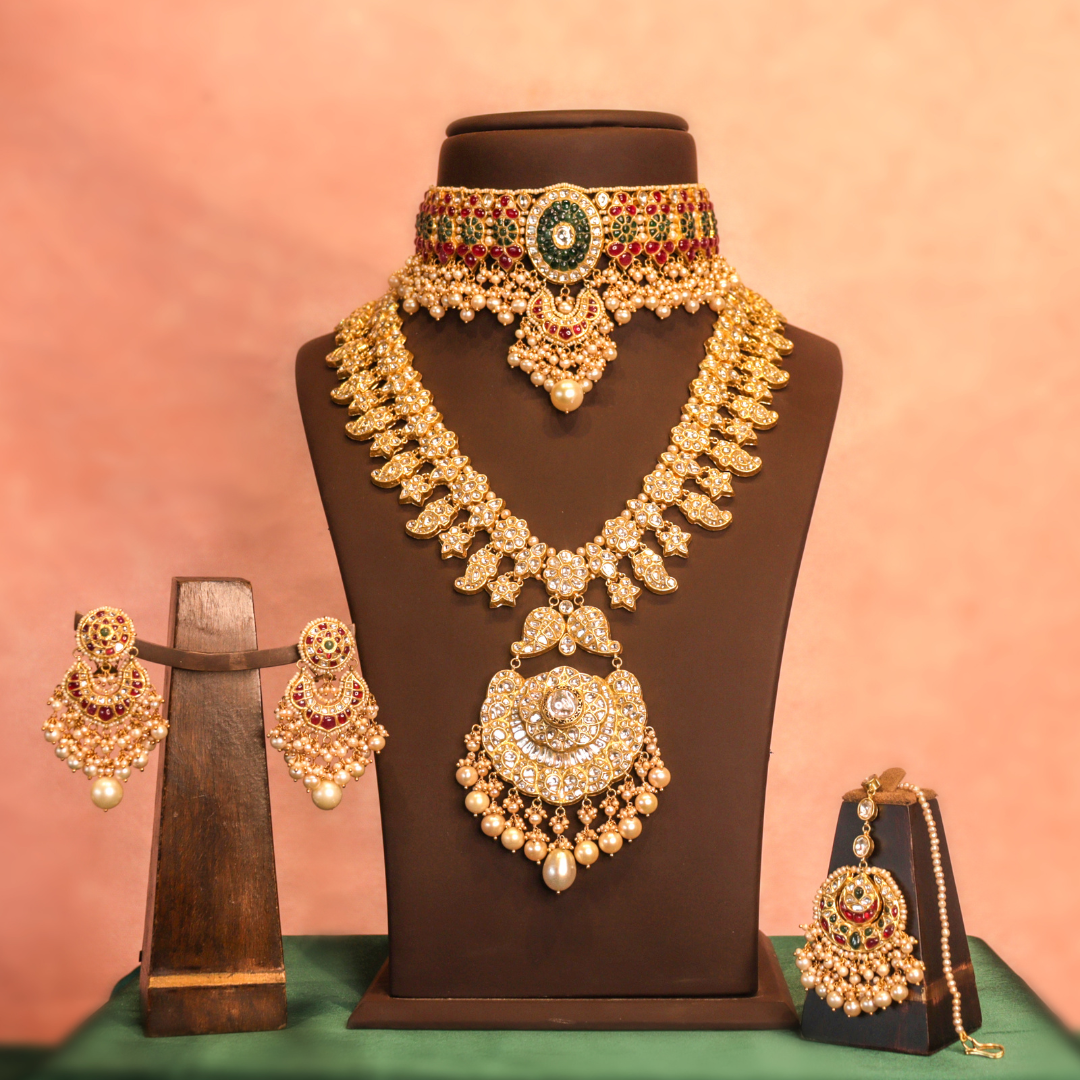 Yukkti Bridal Polki Set