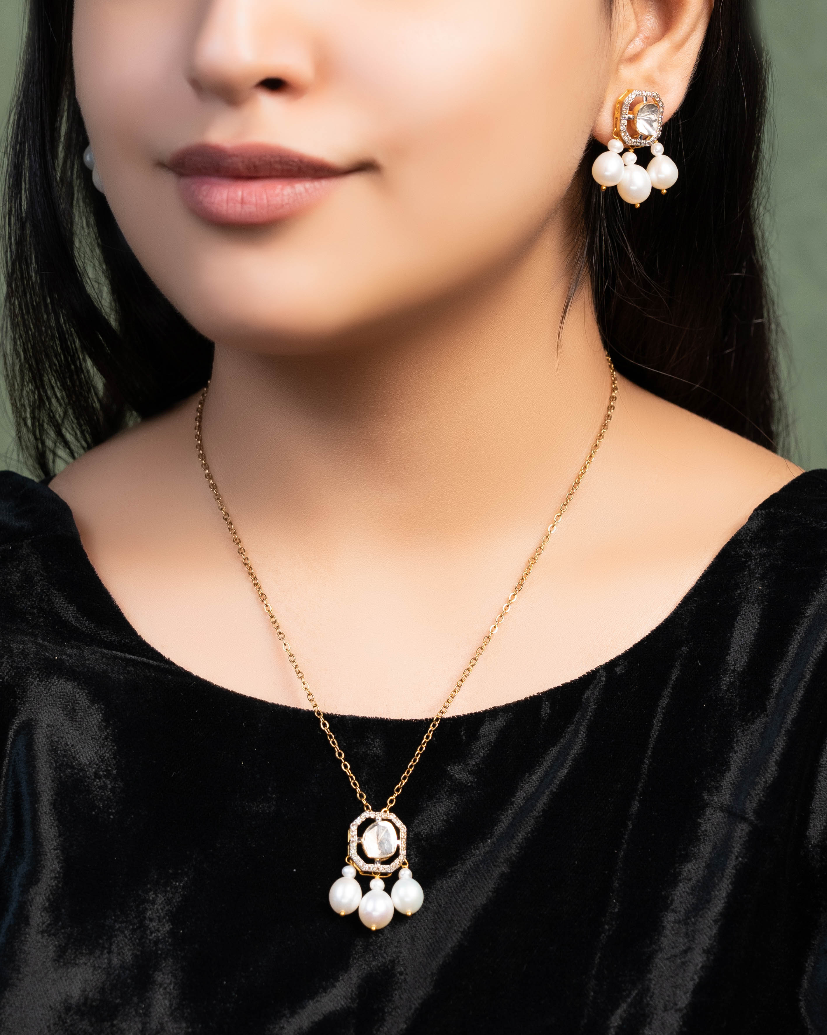 Rucheeta Pendant And Kamya Tops Polki And Diamond Set