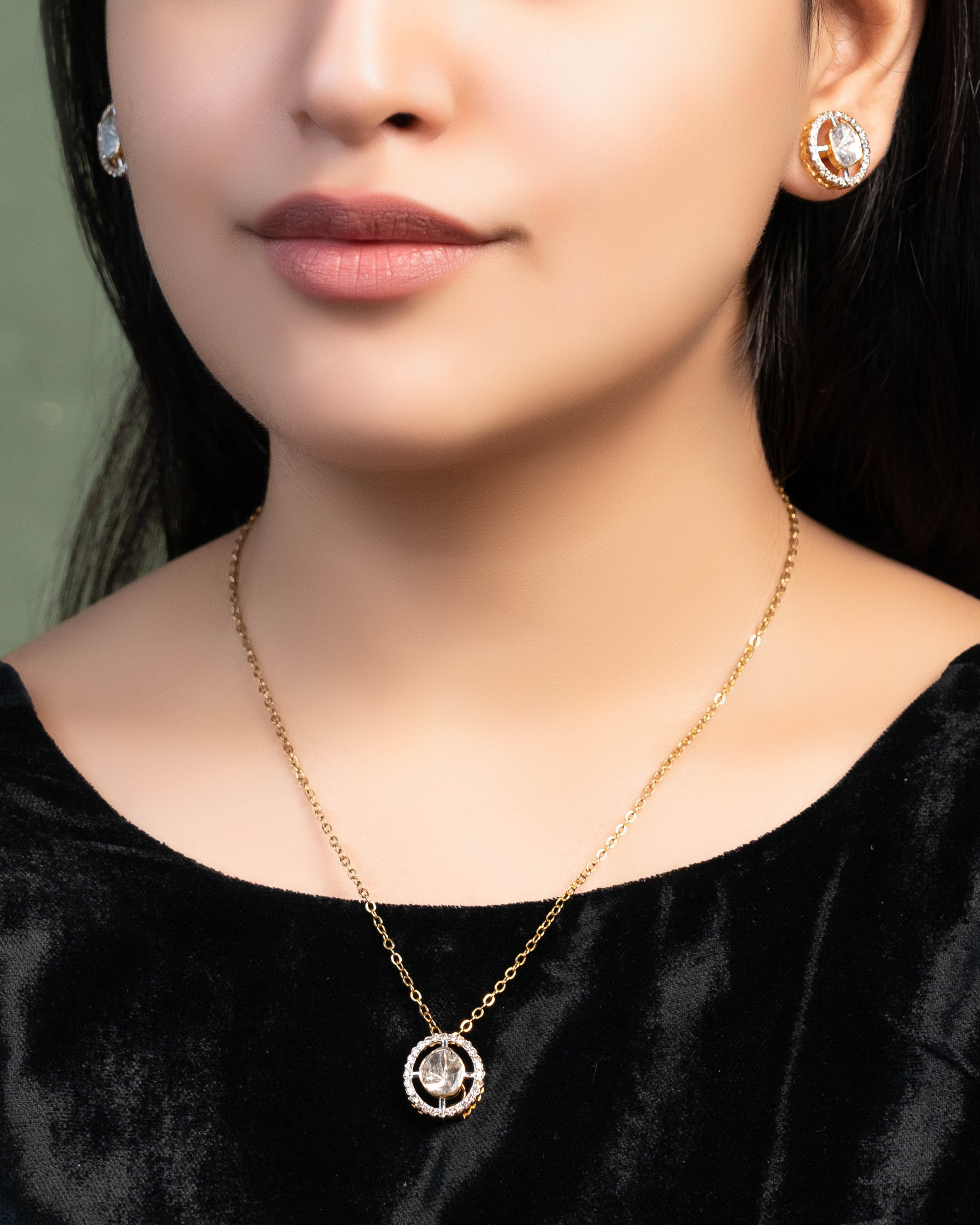 Anudhita Pendant And Netra Tops Polki And Diamond Set