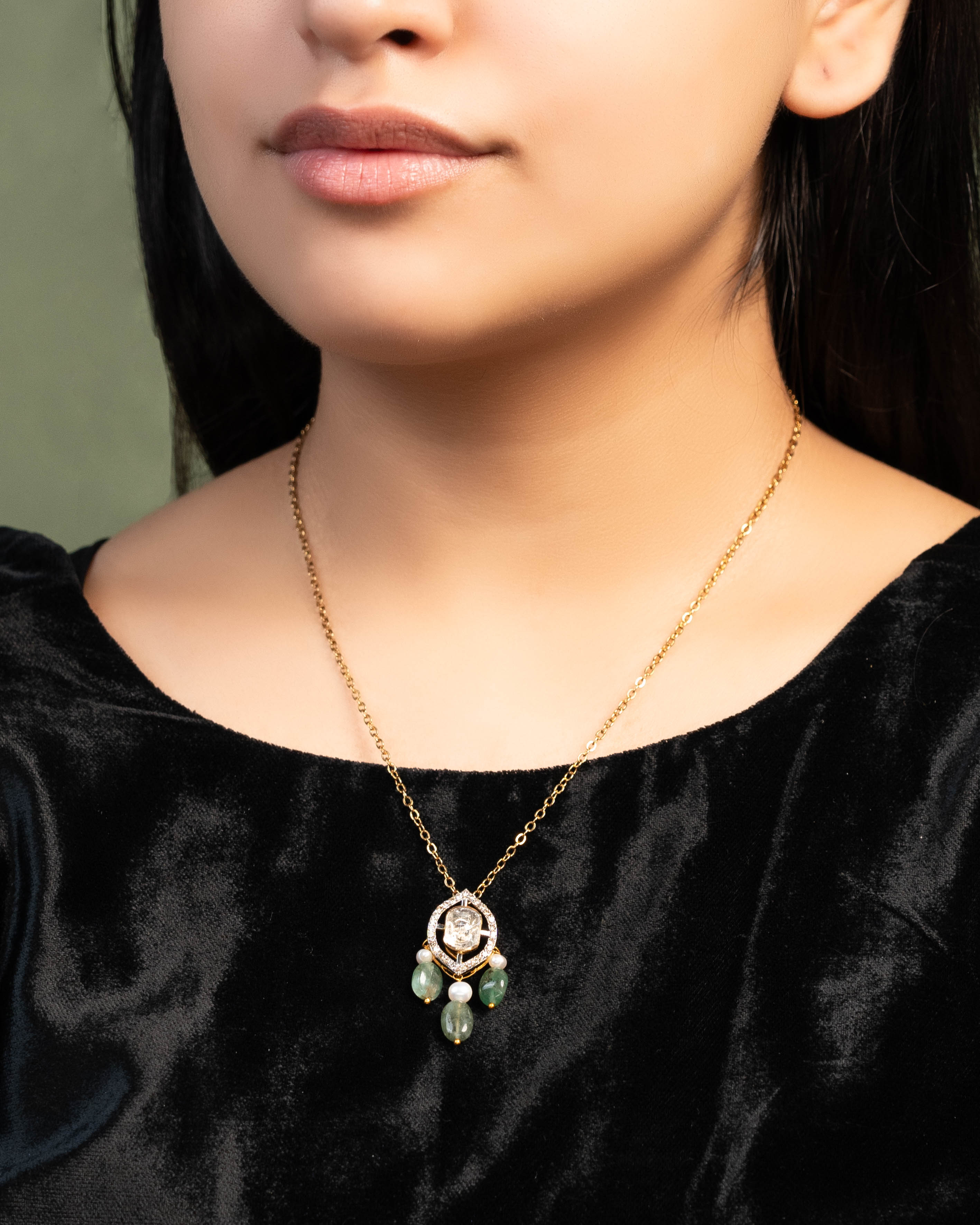 Octavia Pendant And Shiya Tops Polki And Diamond Set