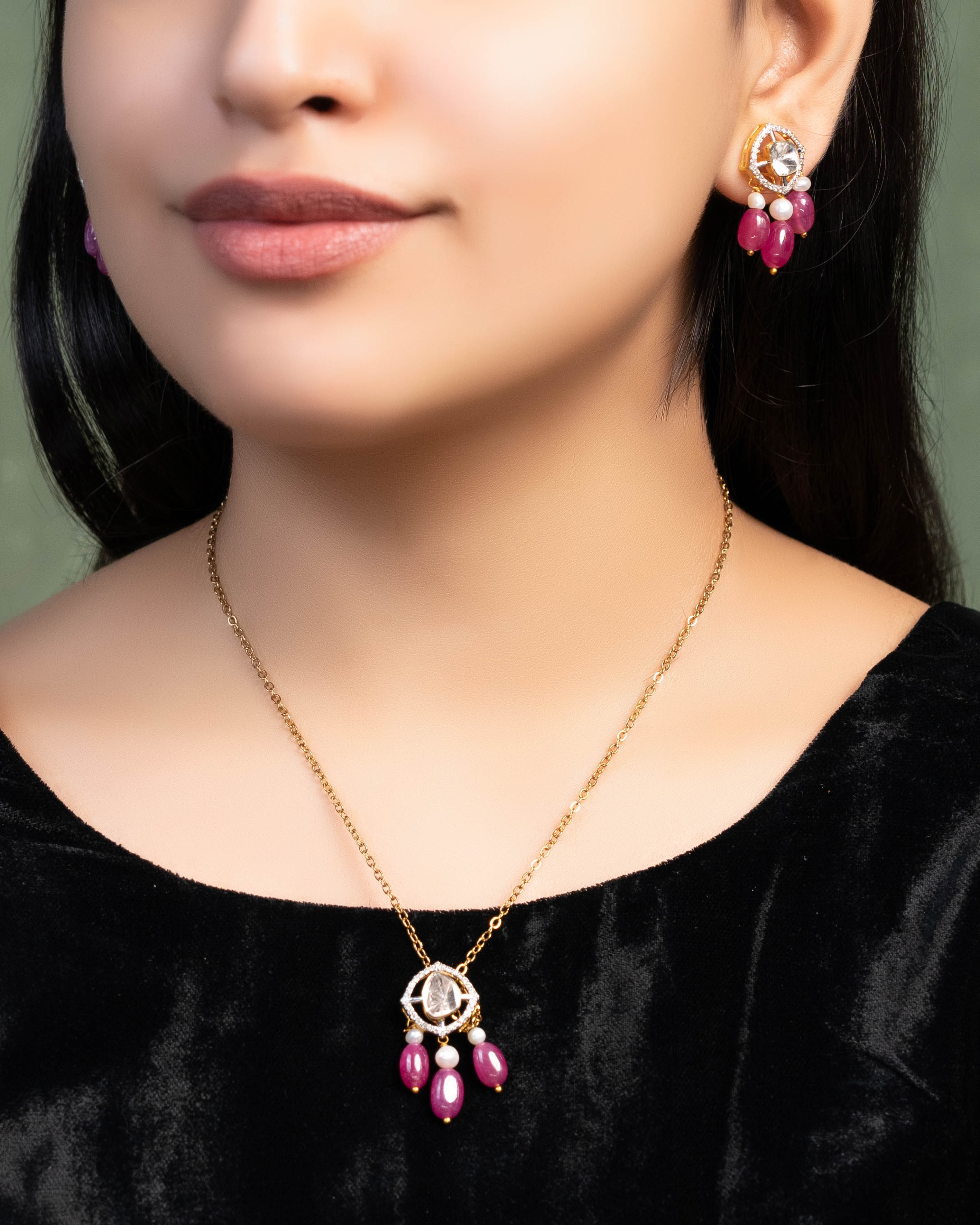 Dharika Polki And Diamond Tops