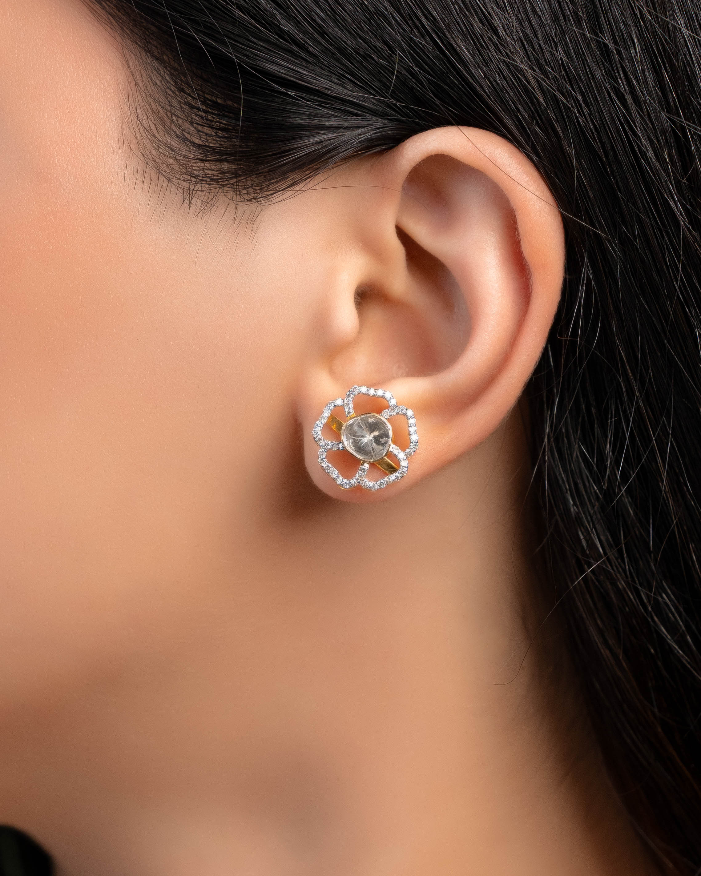 Meryl Polki And Diamond Tops