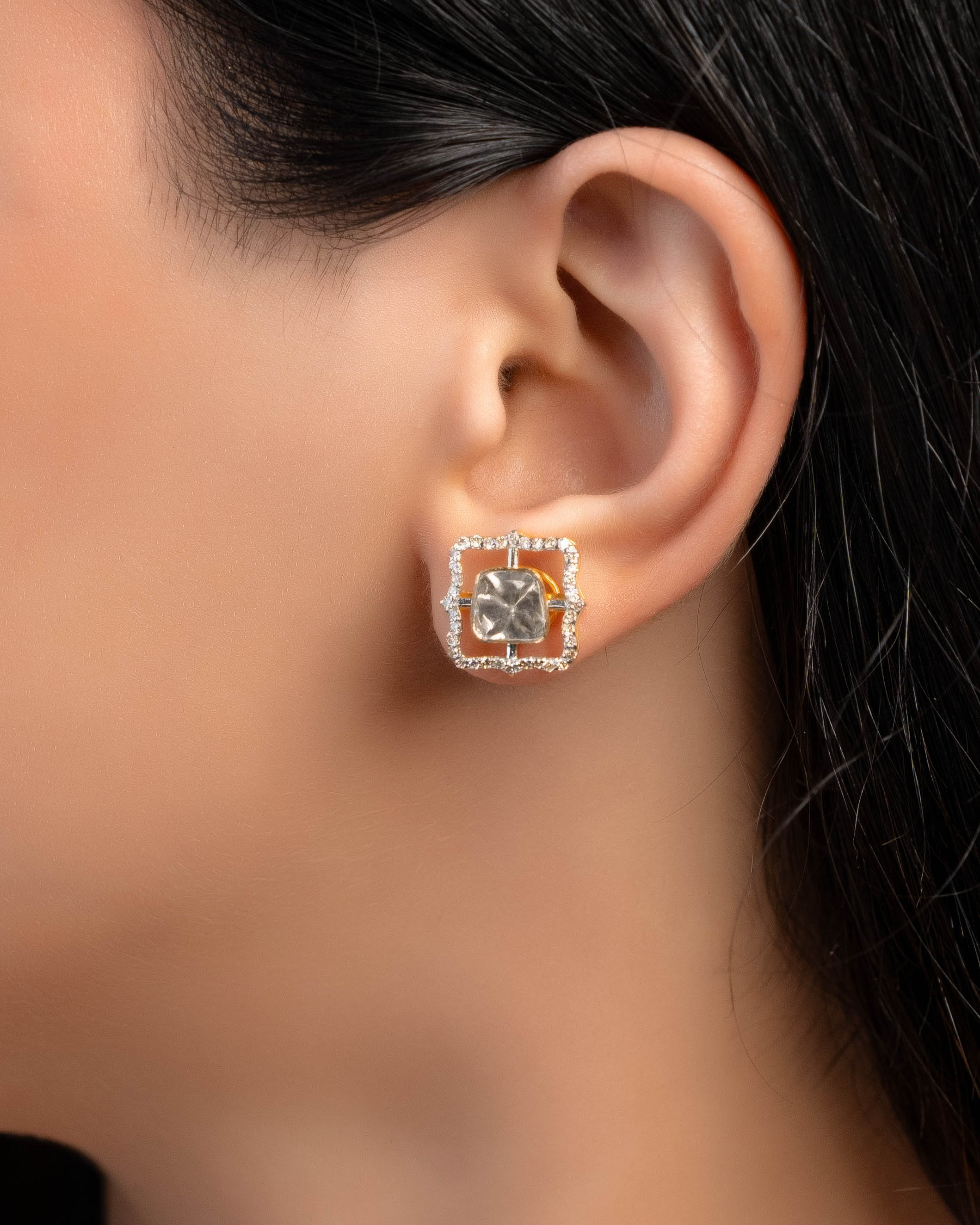 Saundra Polki And Diamond Tops