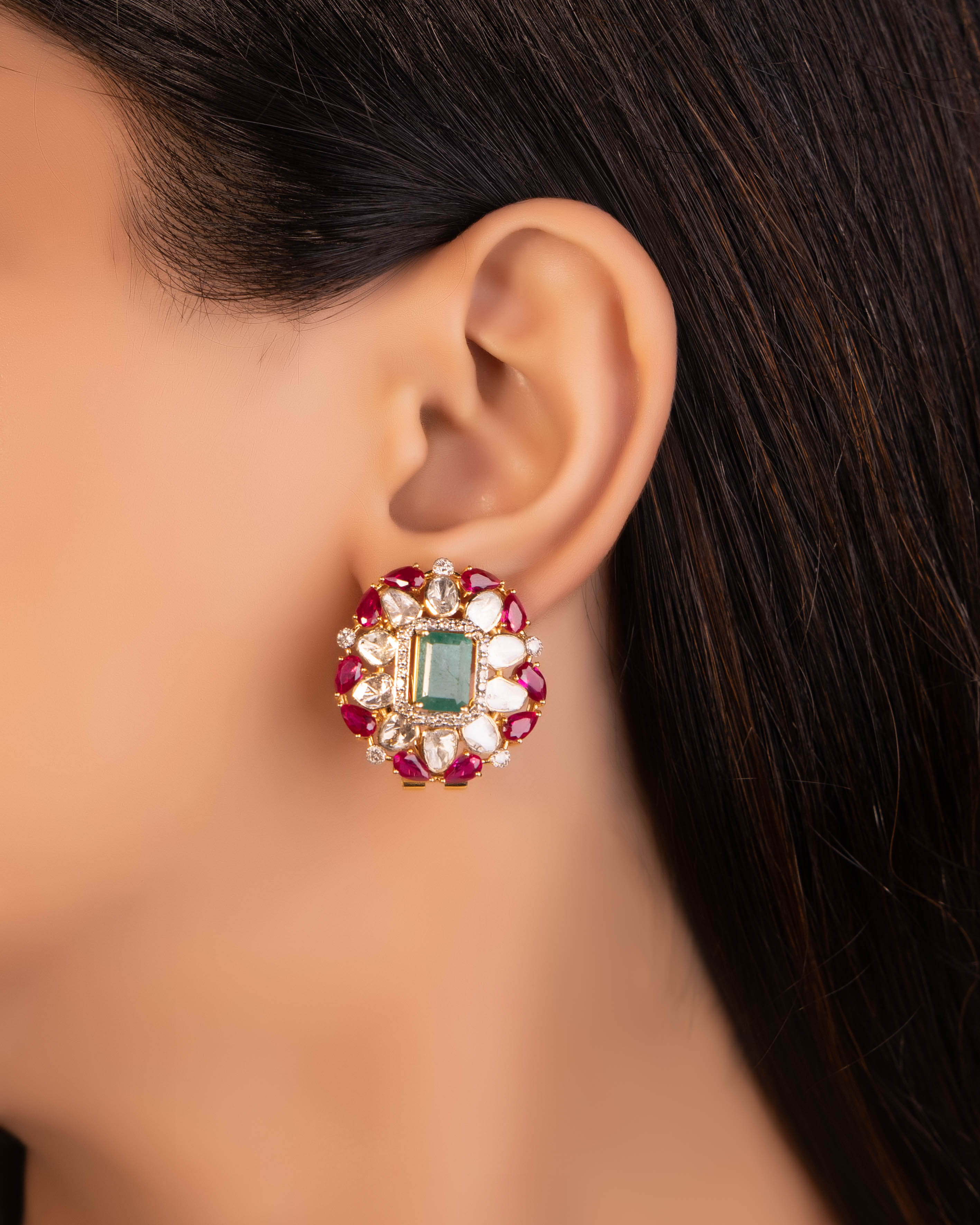 Aabida Polki And Diamond Tops