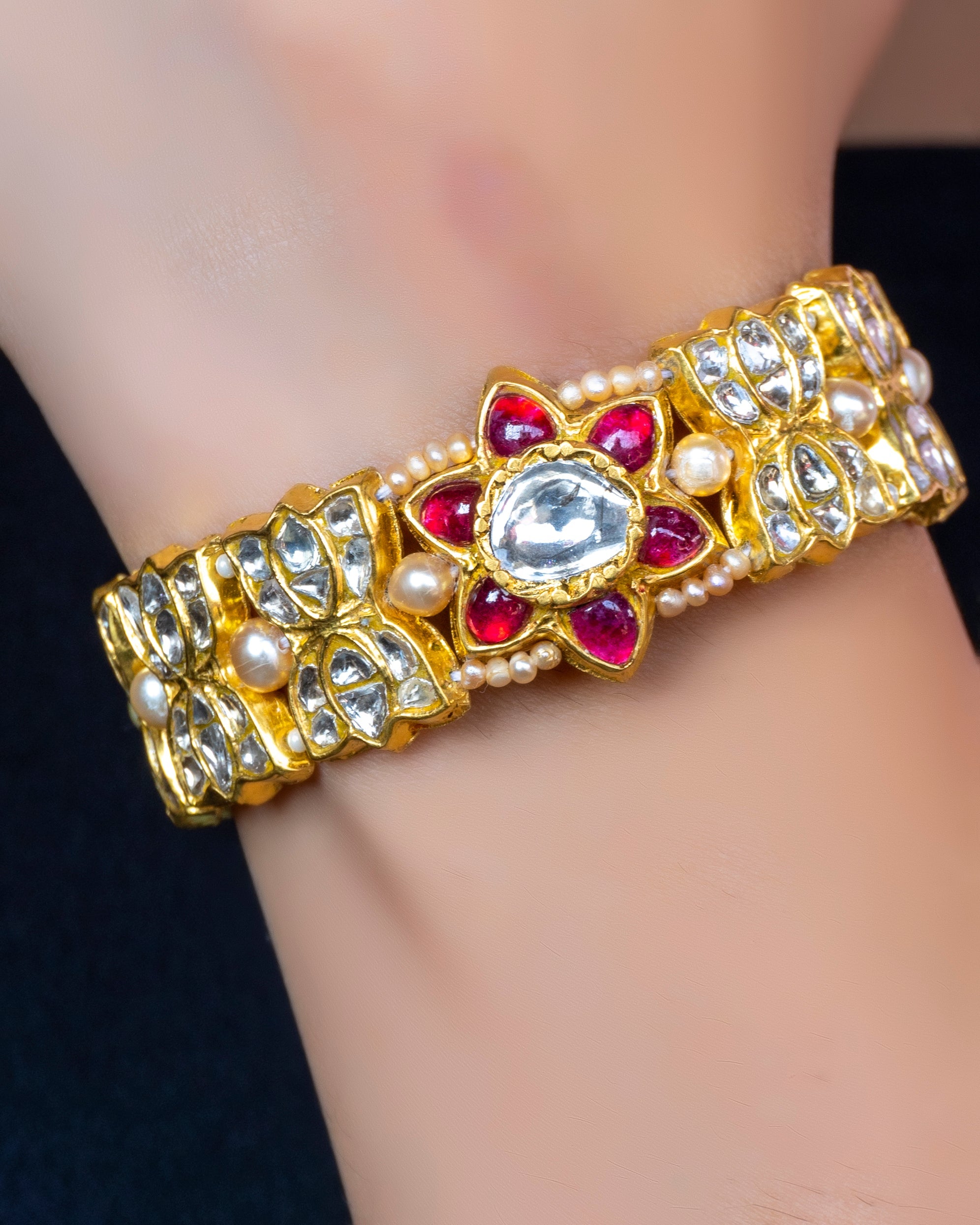 Shaheera Polki Ponchi